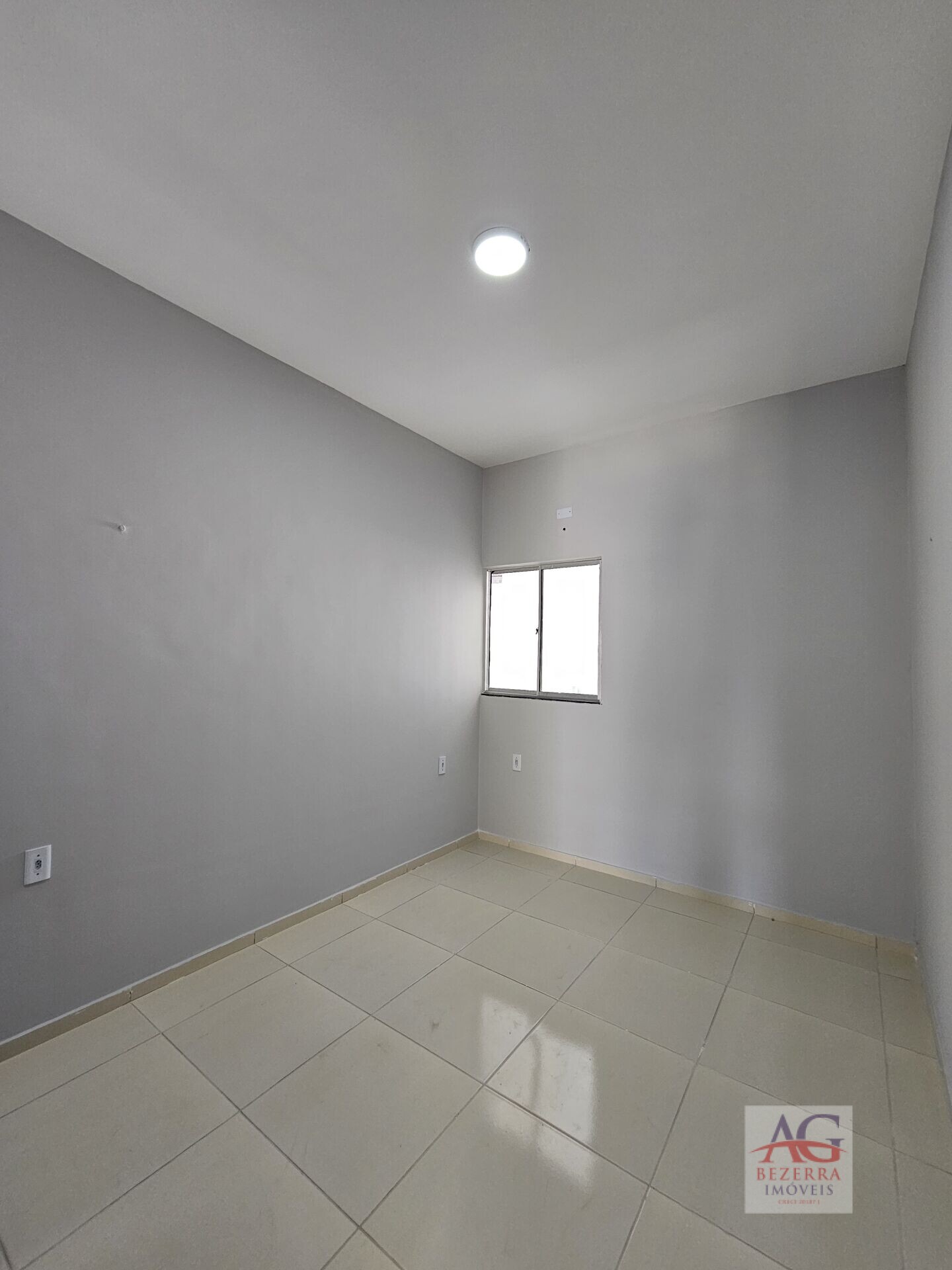 Casa à venda com 3 quartos, 85m² - Foto 8