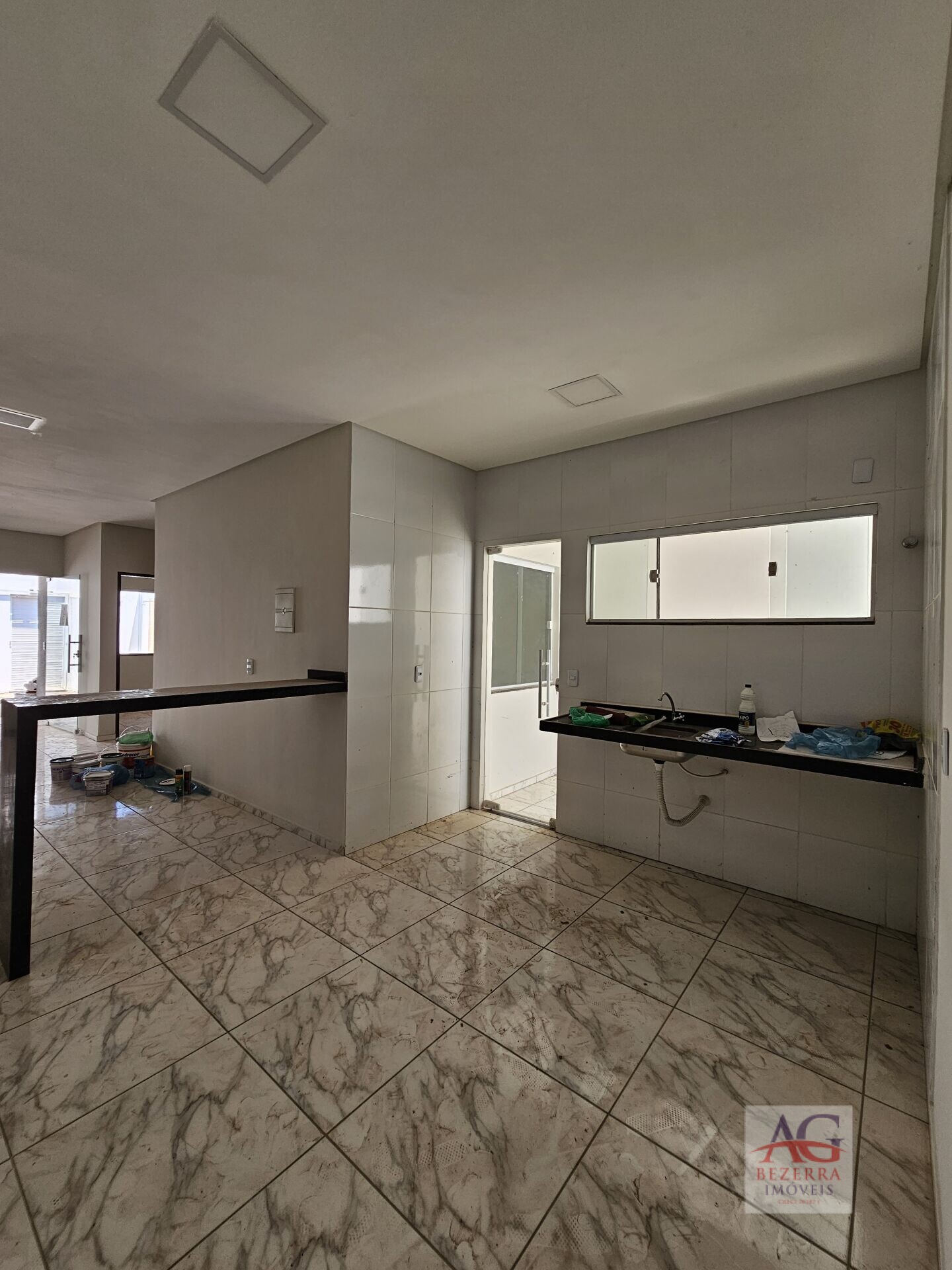 Casa à venda com 3 quartos, 93m² - Foto 8