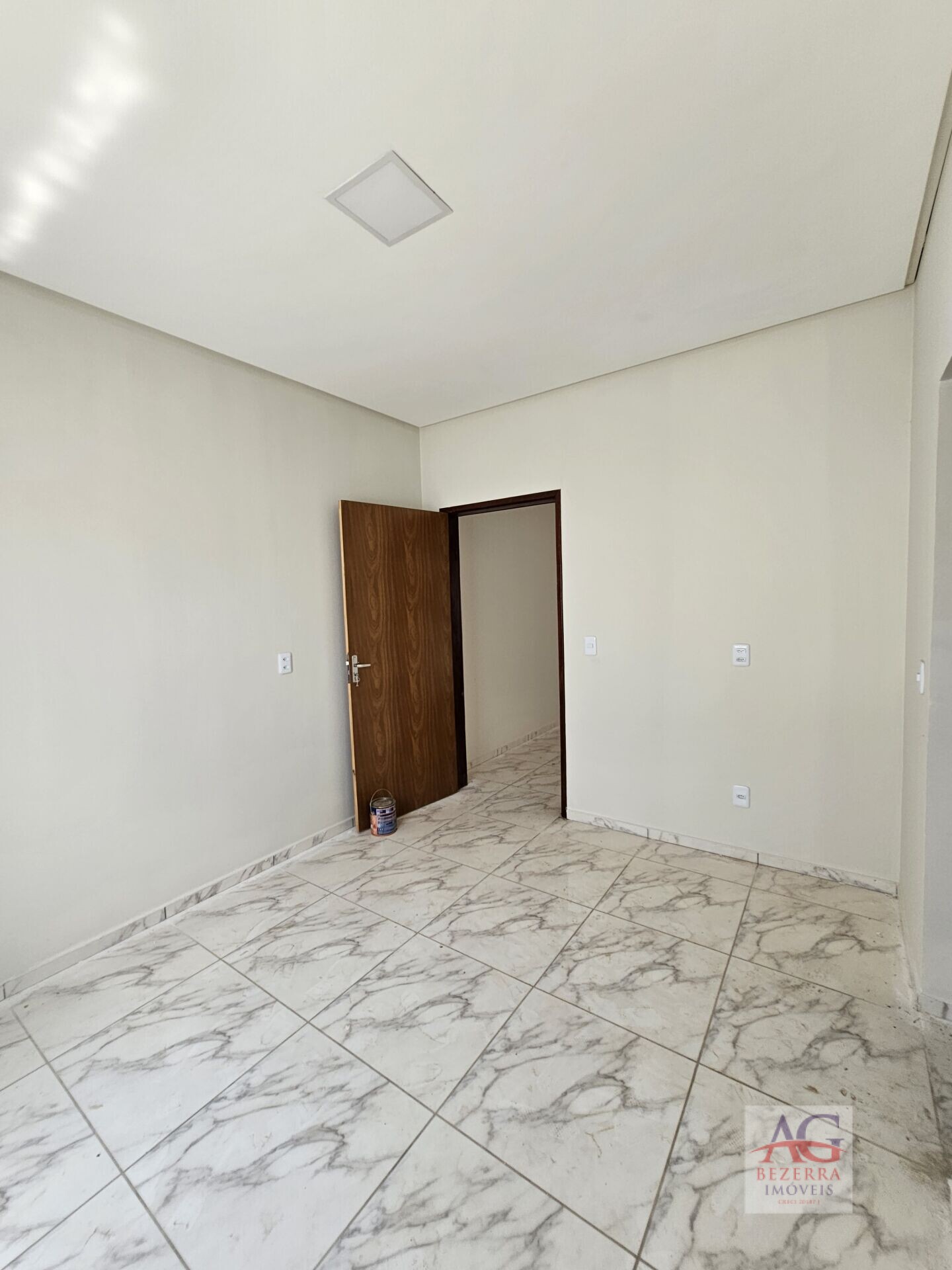 Casa à venda com 3 quartos, 93m² - Foto 15