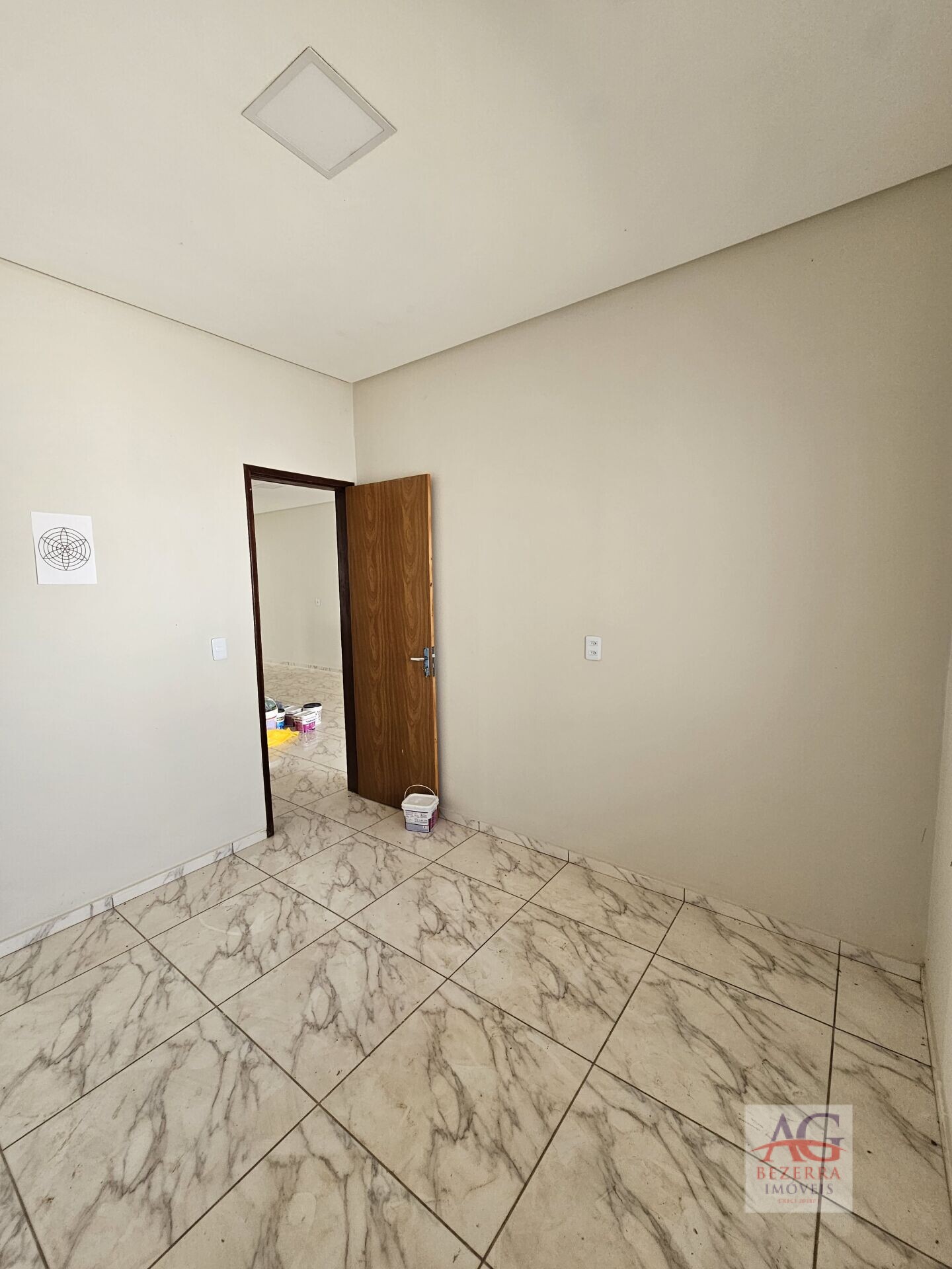 Casa à venda com 3 quartos, 93m² - Foto 11