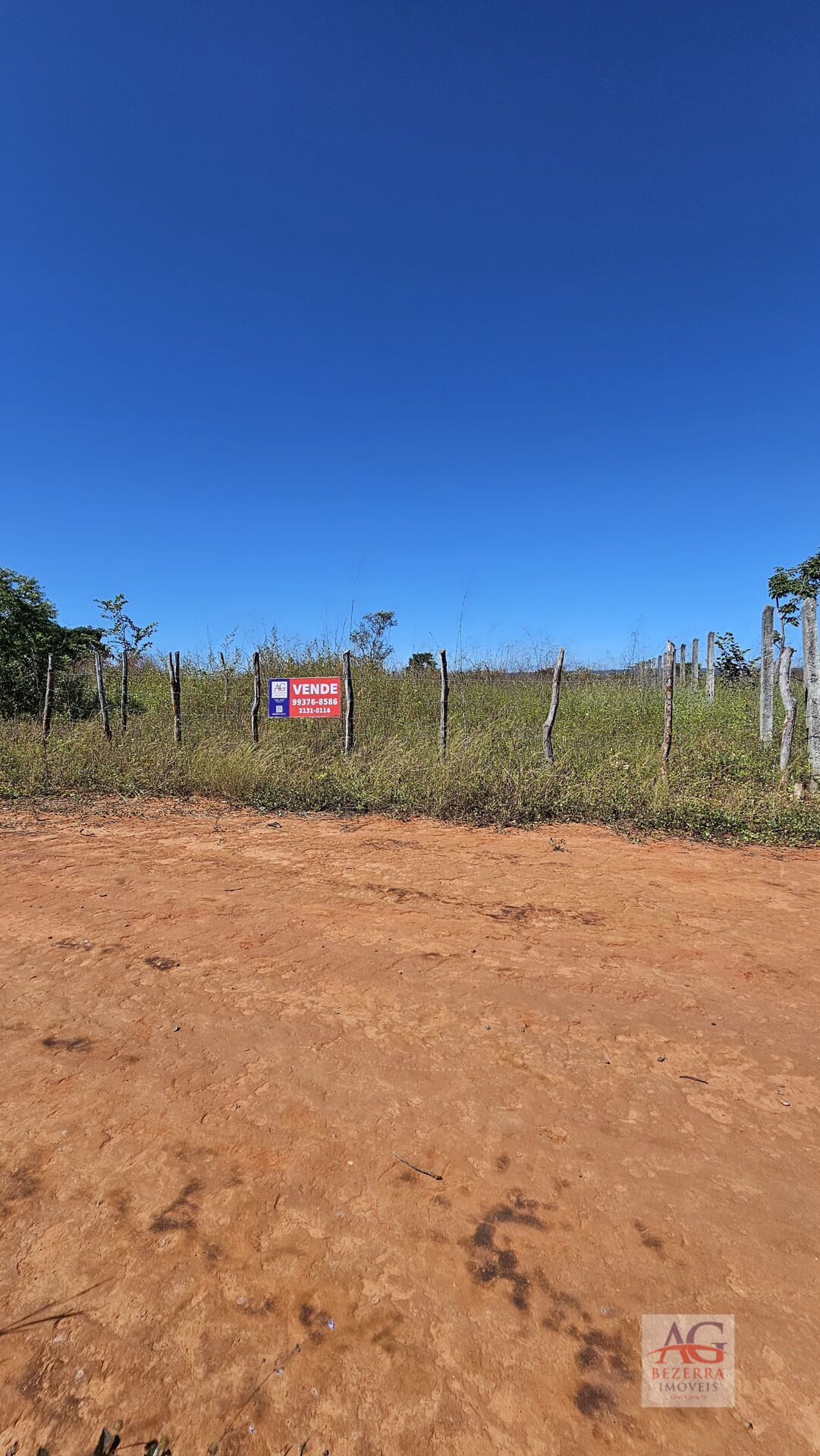 Terreno à venda, 300m² - Foto 1