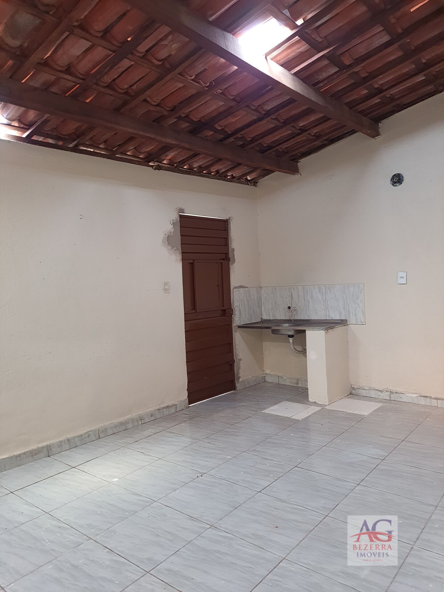 Casa à venda com 2 quartos, 74m² - Foto 16