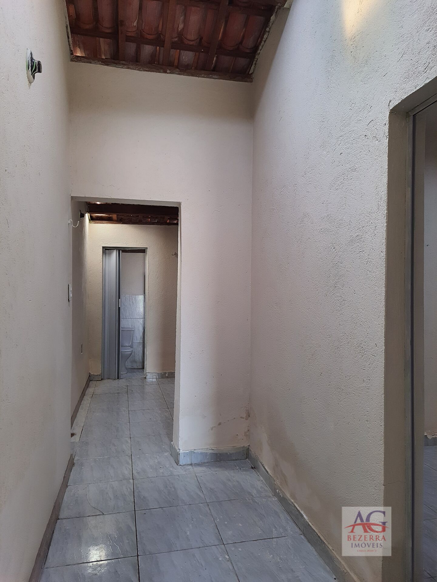 Casa à venda com 2 quartos, 74m² - Foto 10