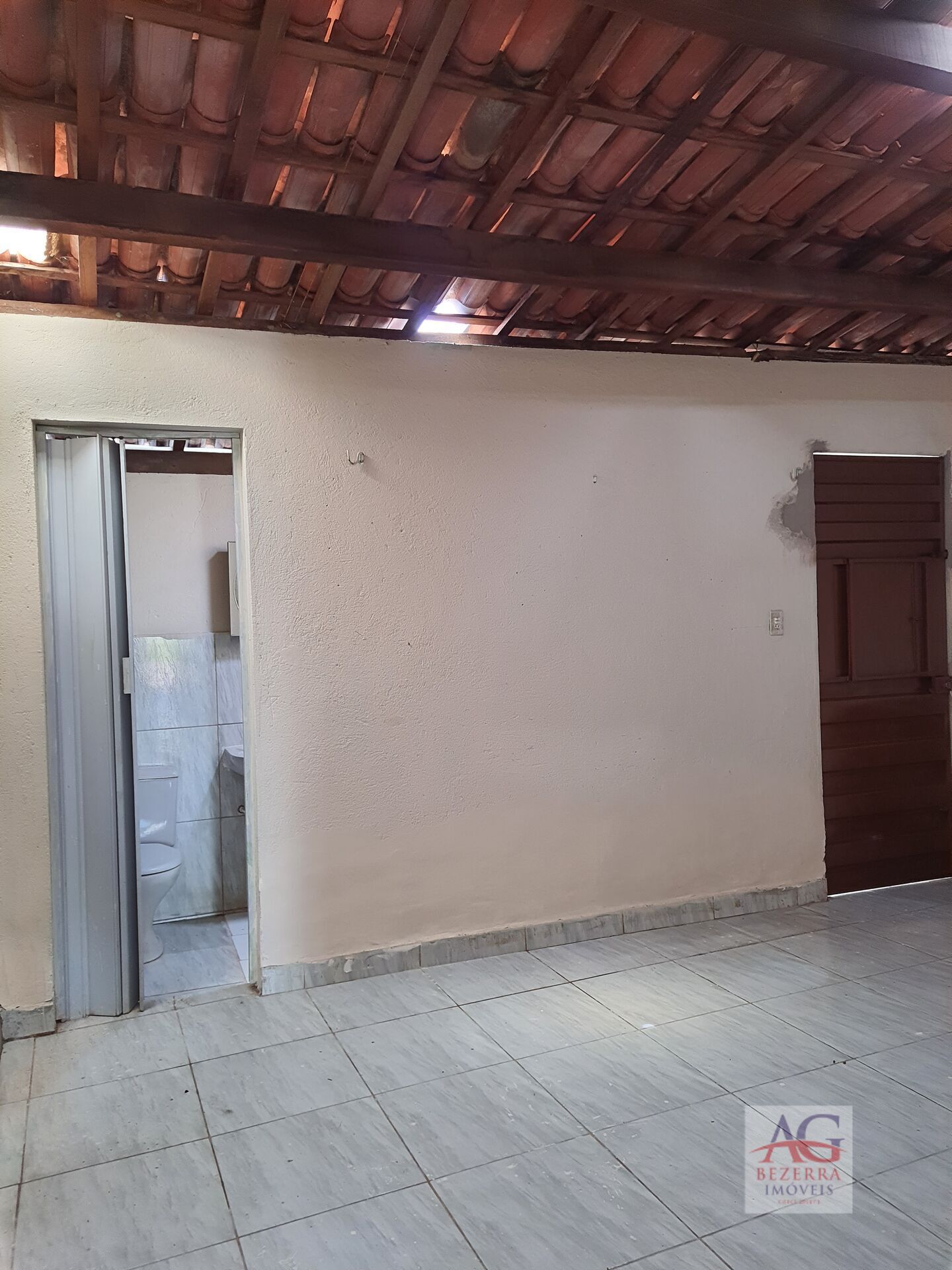 Casa à venda com 2 quartos, 74m² - Foto 15