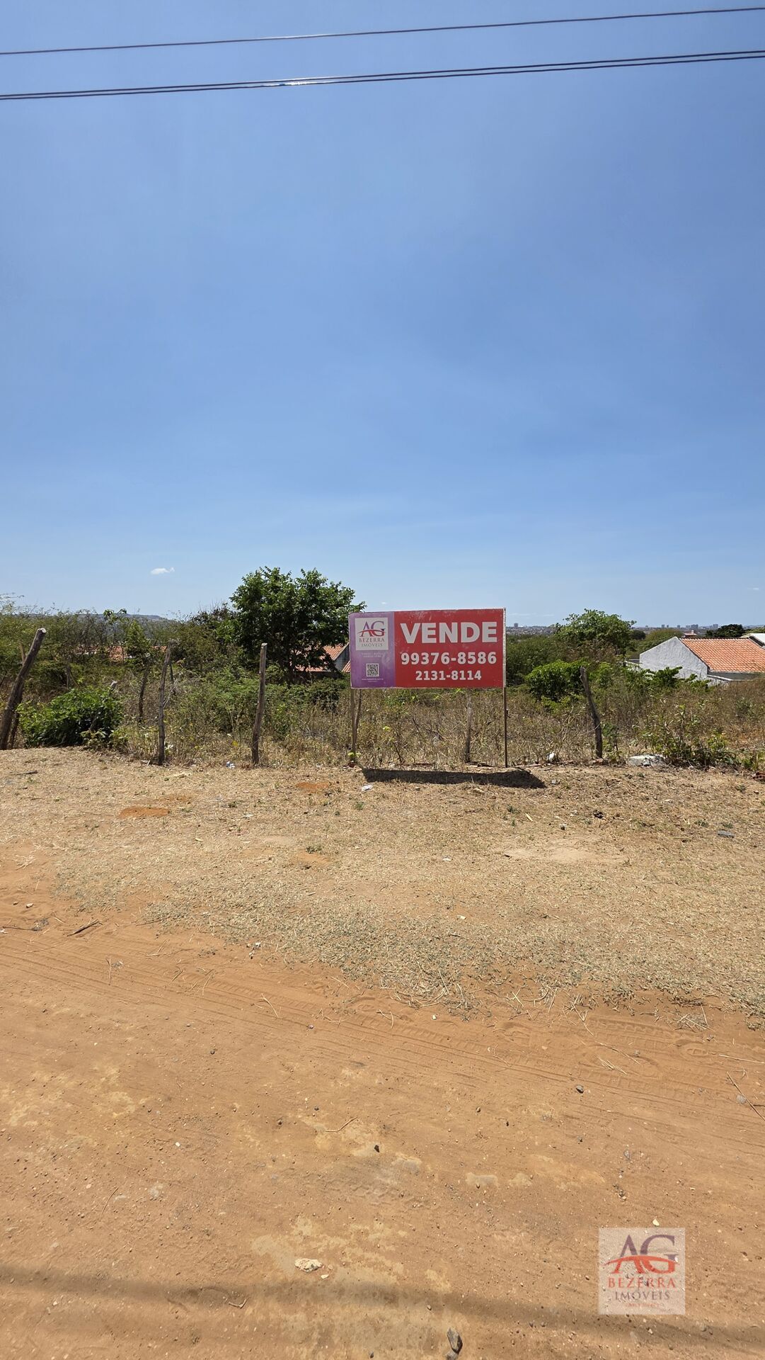 Terreno à venda, 300m² - Foto 1