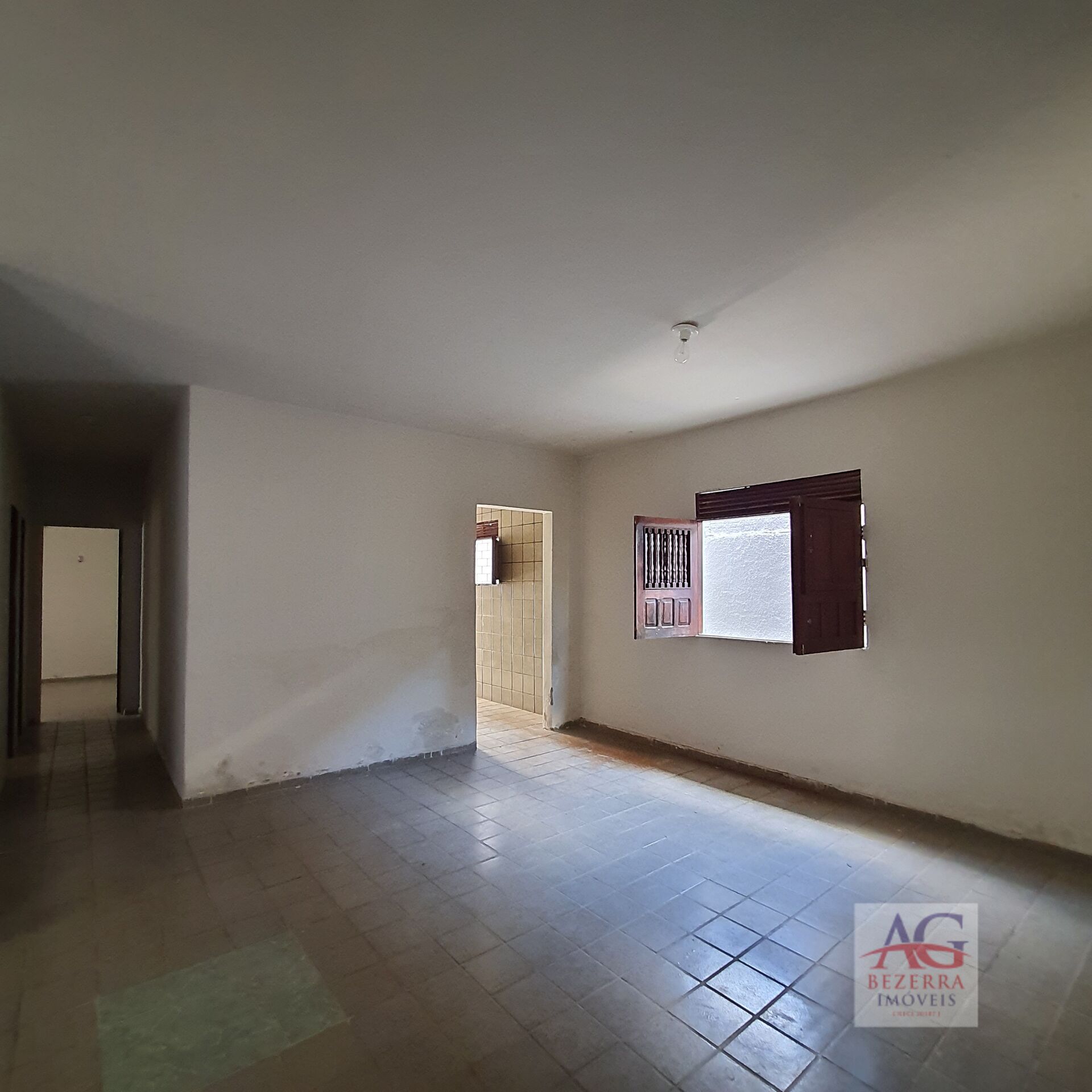 Casa à venda com 7 quartos, 253m² - Foto 18