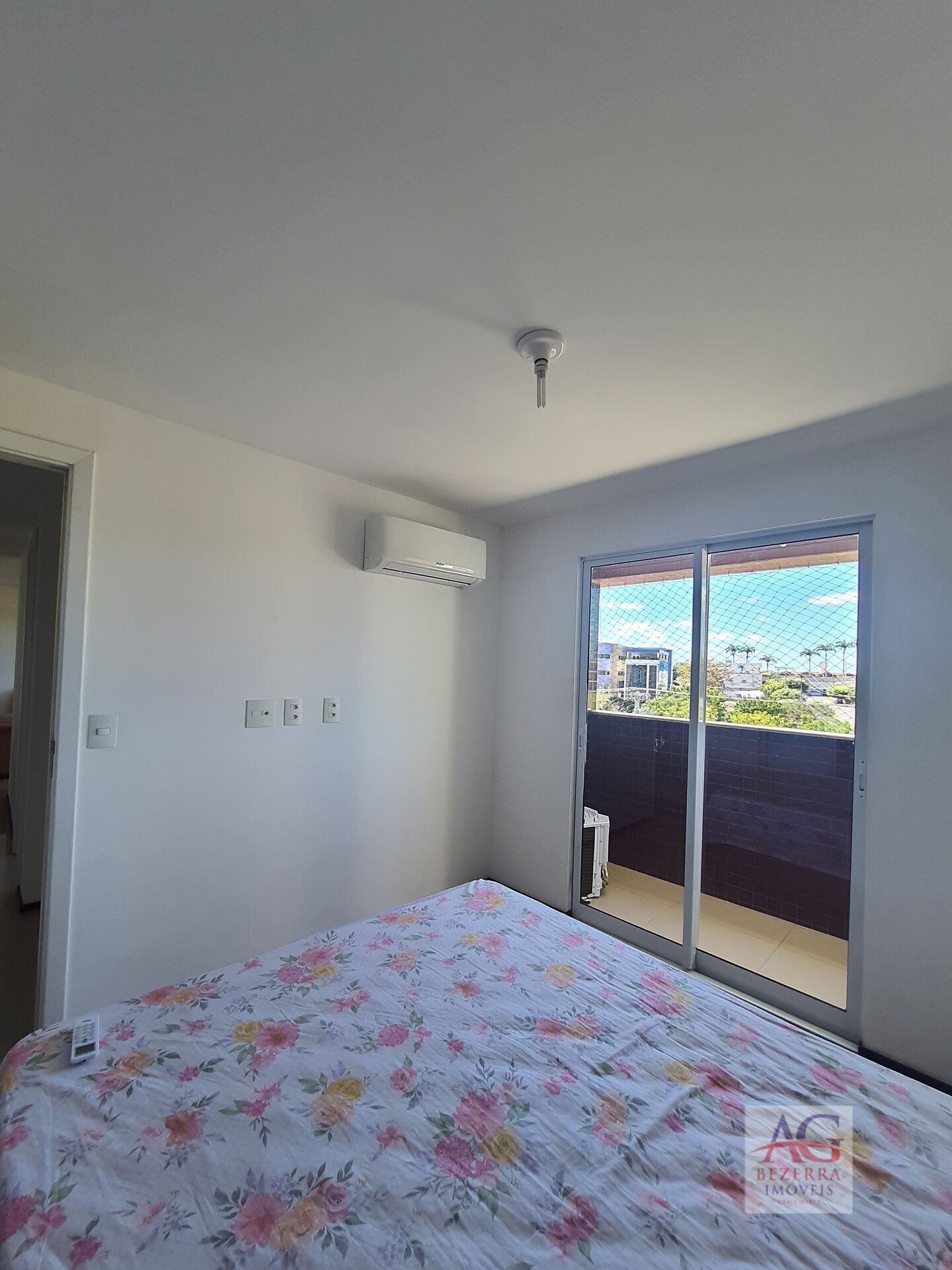 Apartamento à venda com 3 quartos, 90m² - Foto 9