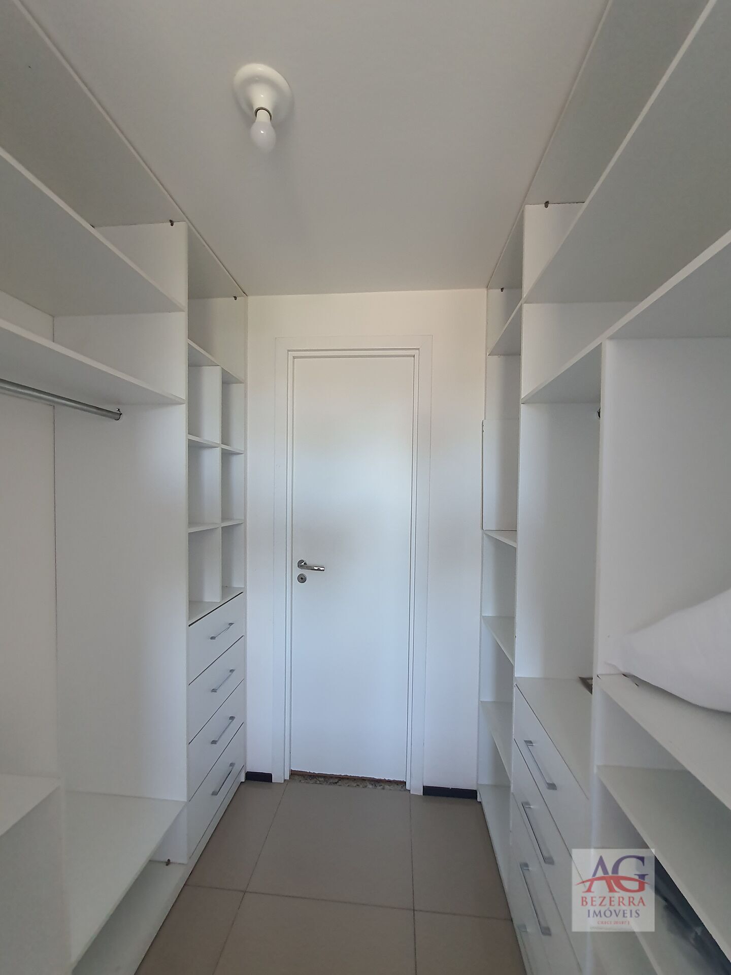 Apartamento à venda com 3 quartos, 90m² - Foto 10