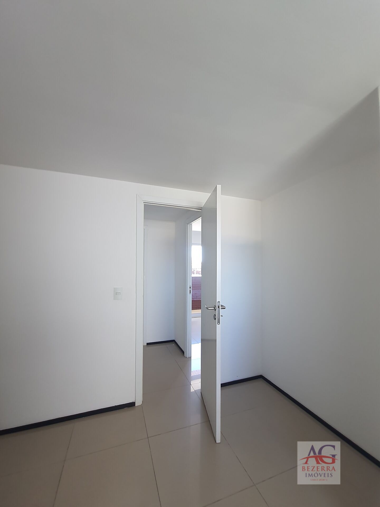 Apartamento à venda com 3 quartos, 90m² - Foto 13