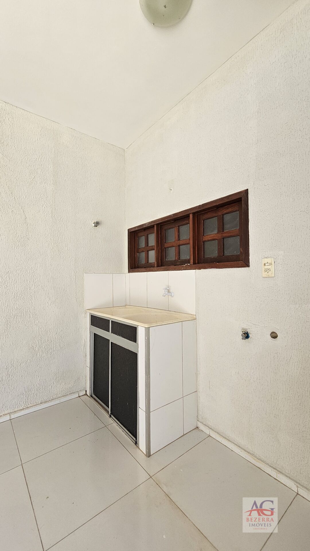 Casa à venda com 3 quartos, 115m² - Foto 20