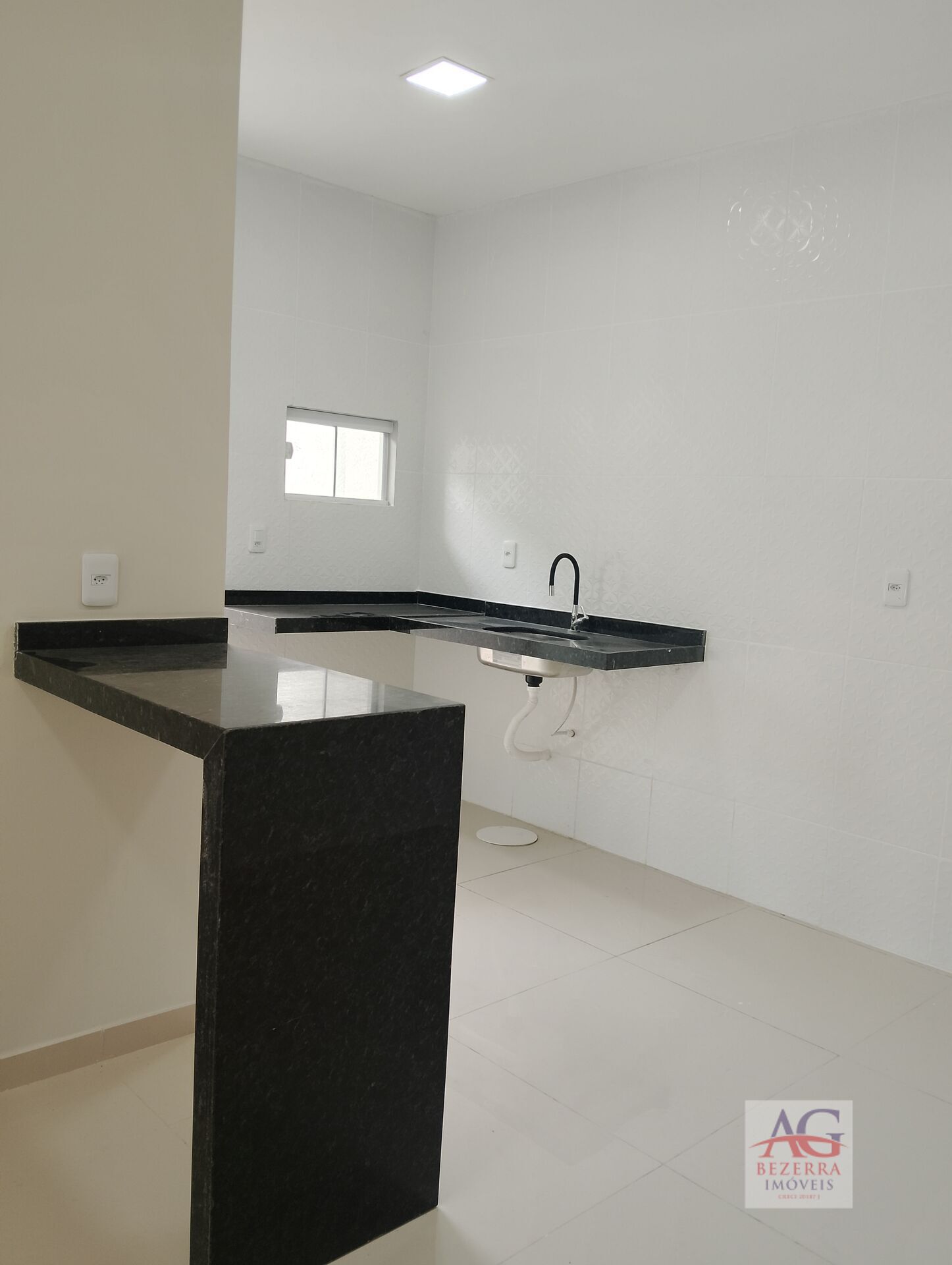 Casa à venda com 3 quartos, 86m² - Foto 9