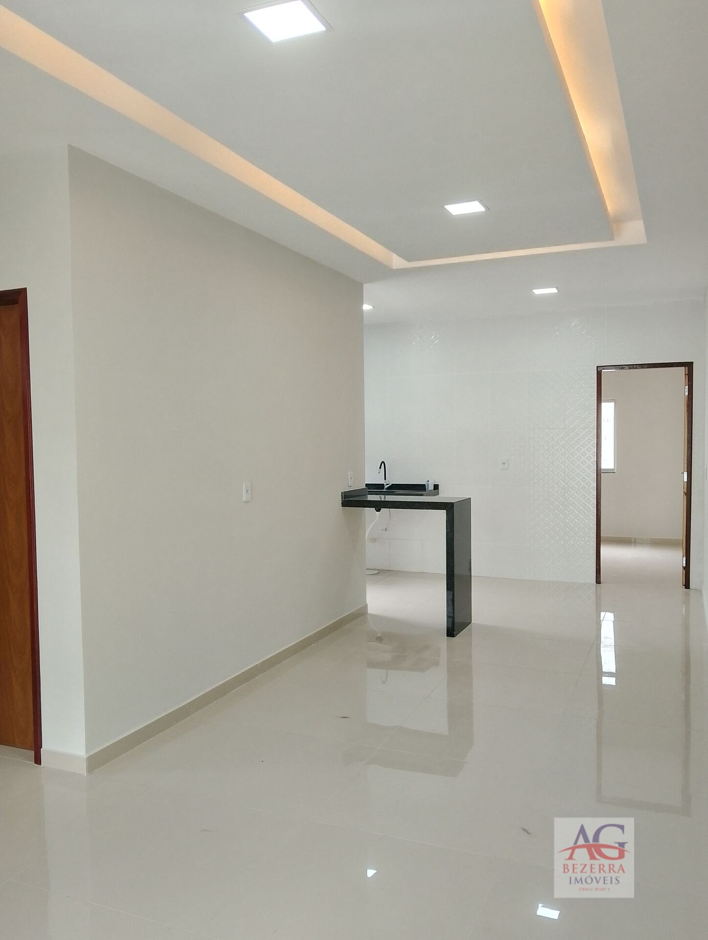 Casa à venda com 3 quartos, 86m² - Foto 6