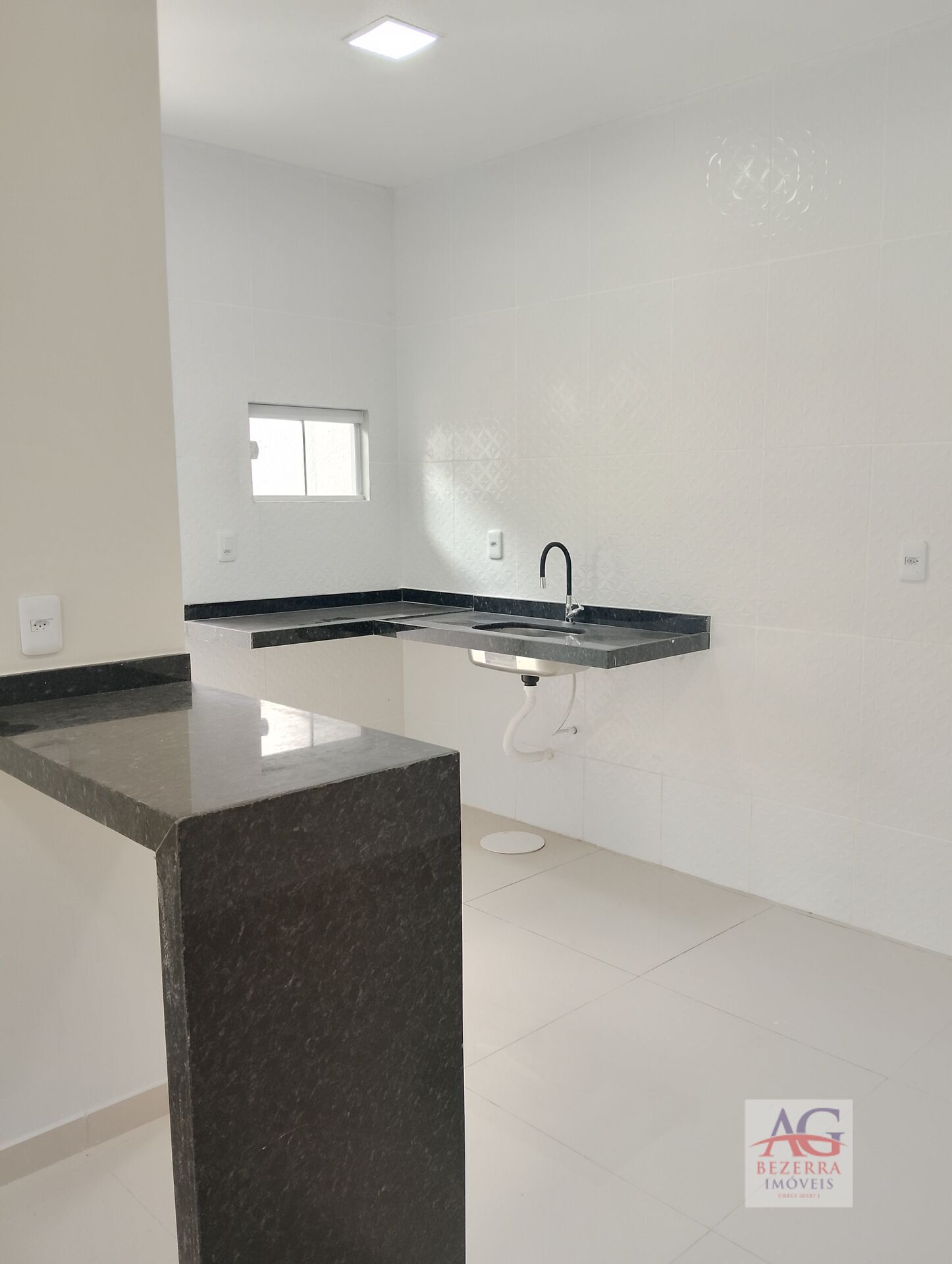 Casa à venda com 3 quartos, 86m² - Foto 8