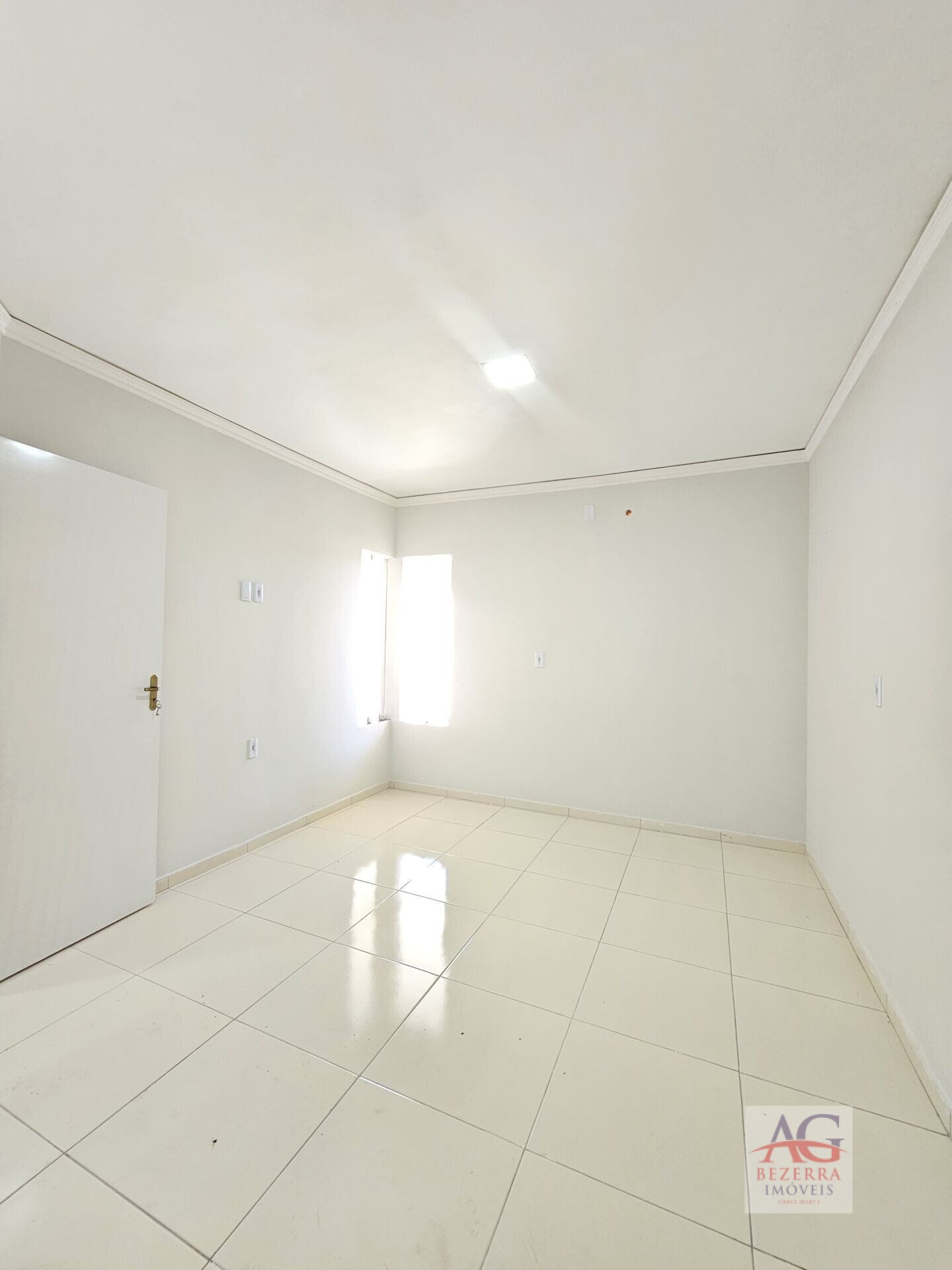 Casa à venda com 3 quartos, 118m² - Foto 5