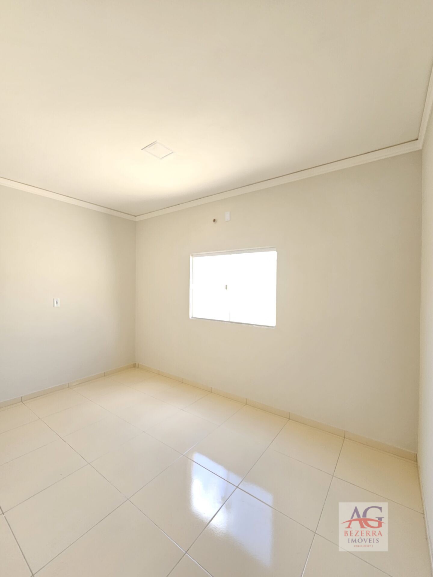 Casa à venda com 3 quartos, 118m² - Foto 14