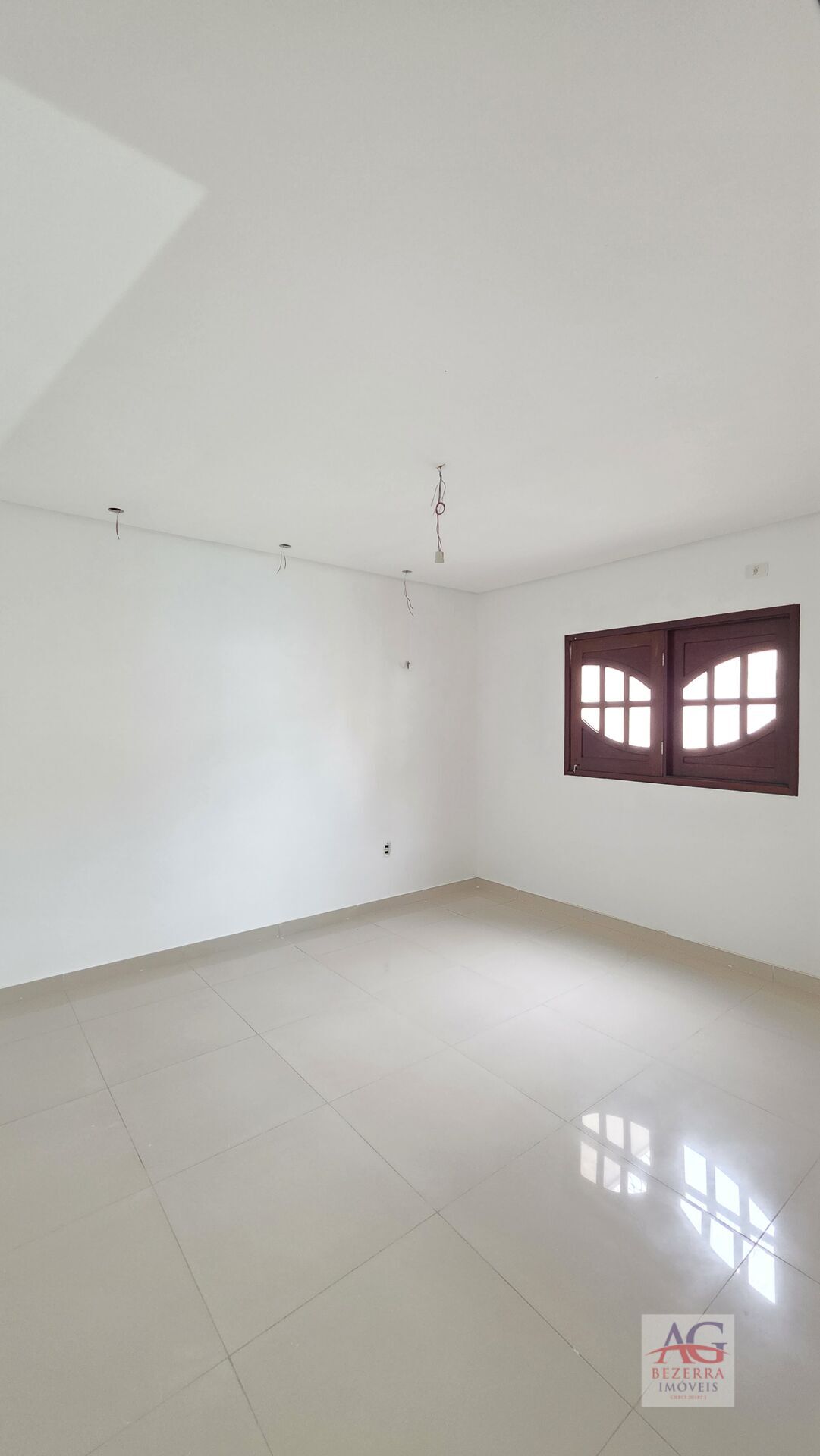 Casa, 4 quartos, 225 m² - Foto 13
