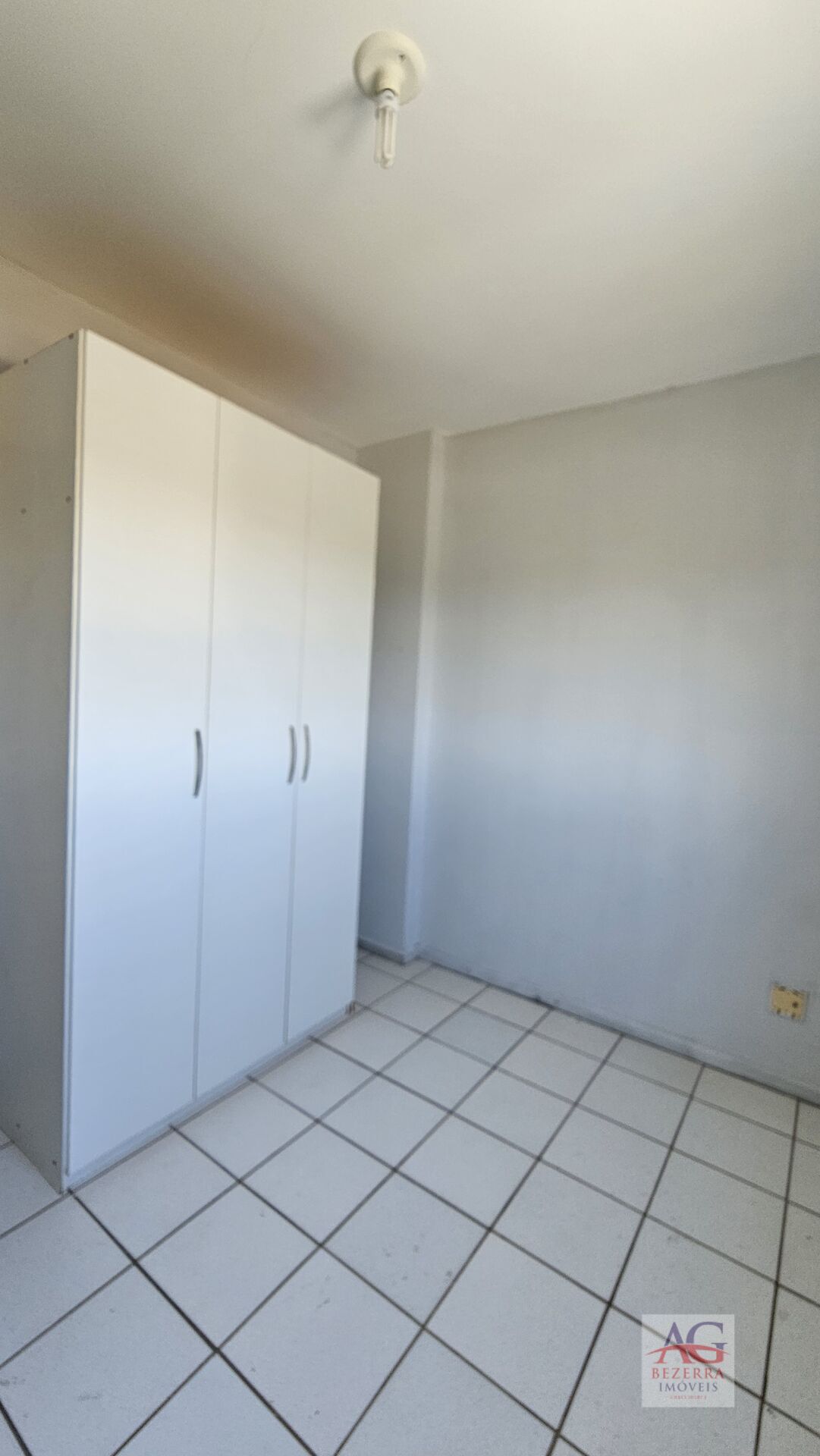 Apartamento para alugar com 3 quartos, 88m² - Foto 8