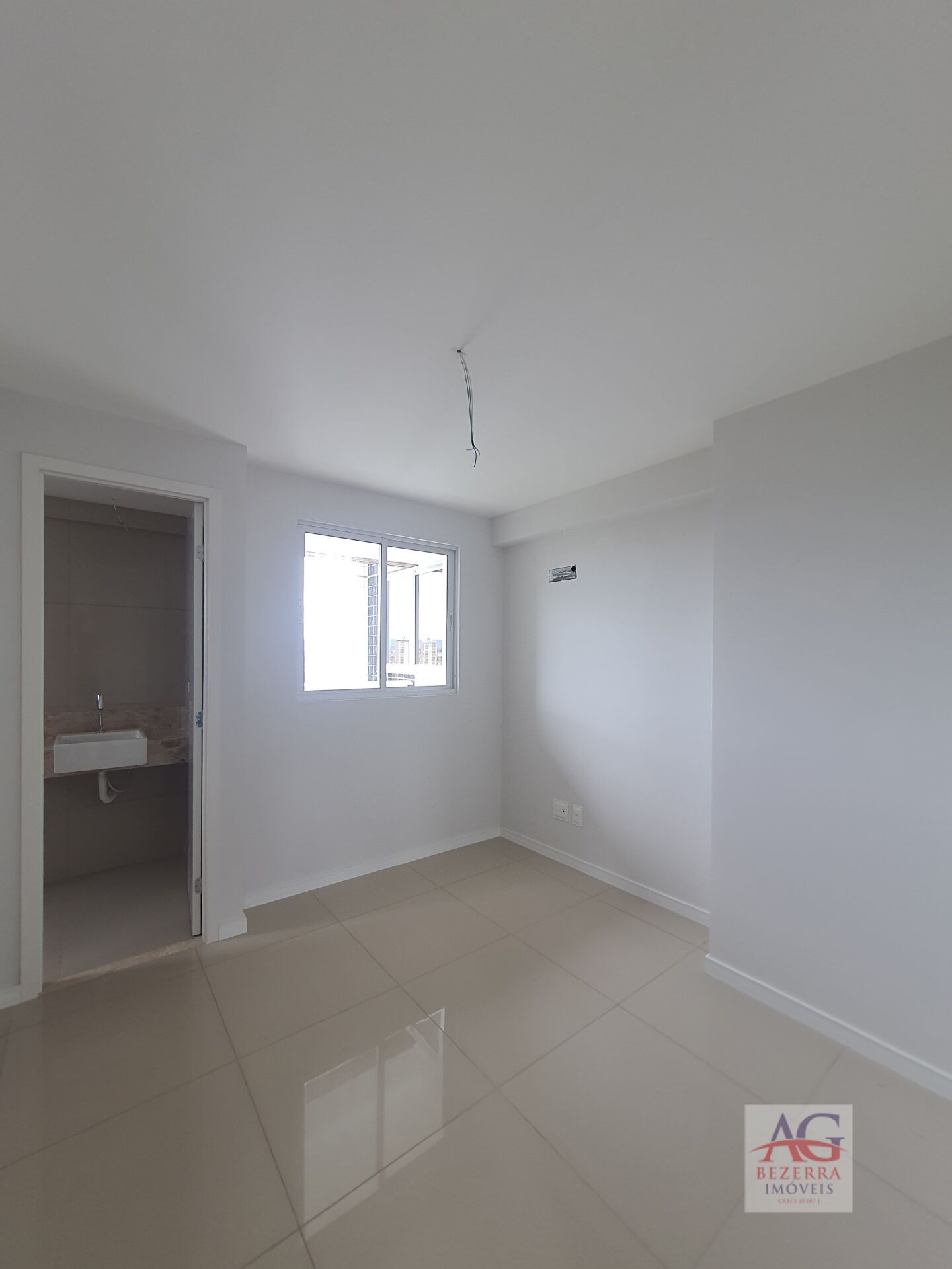 Apartamento à venda com 3 quartos, 97m² - Foto 14