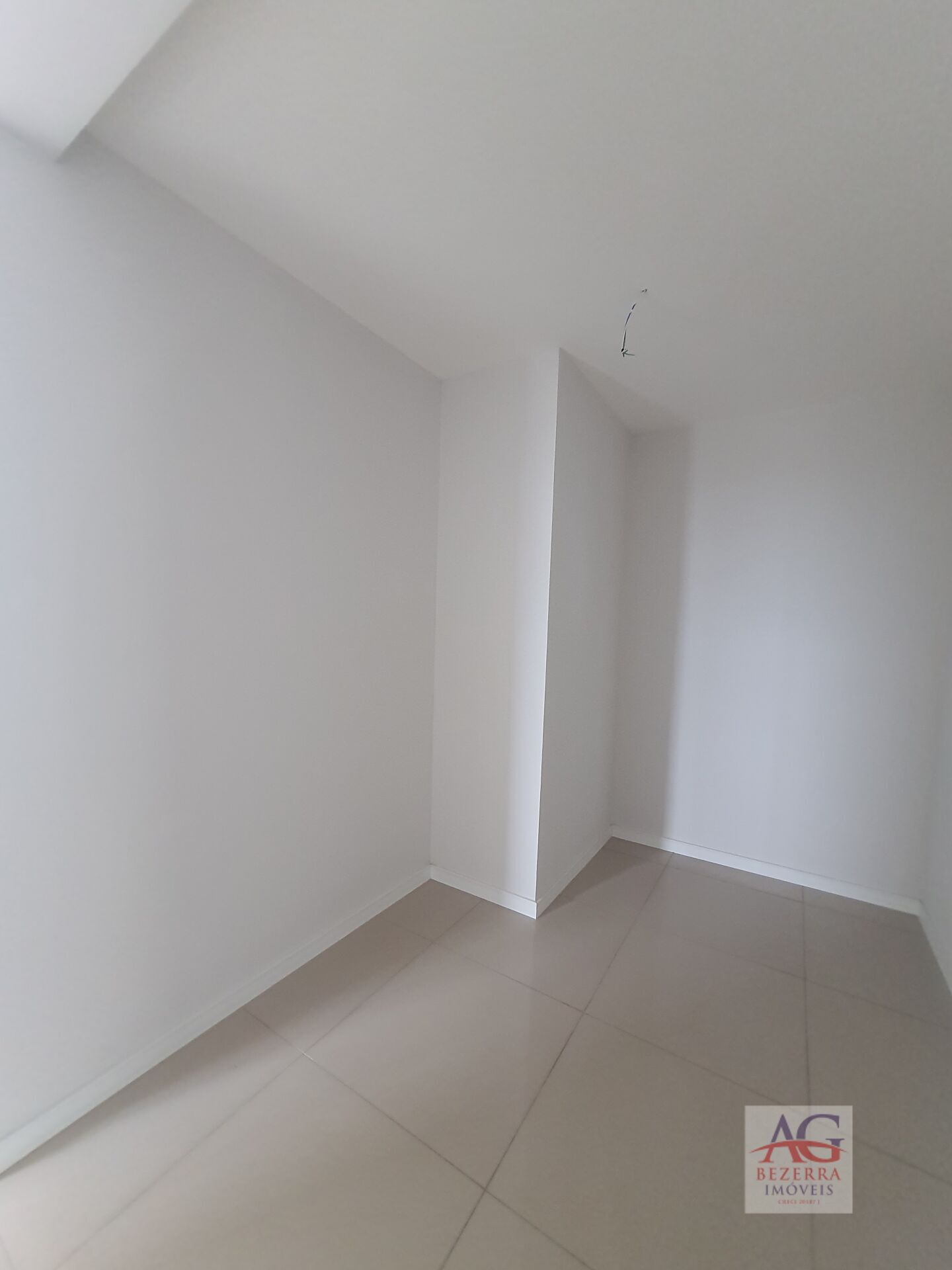 Apartamento à venda com 3 quartos, 97m² - Foto 19