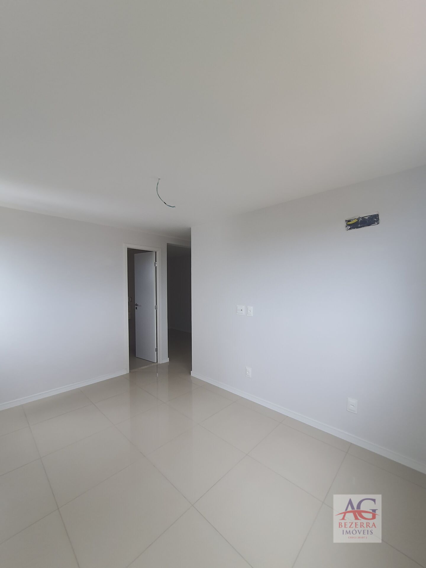 Apartamento à venda com 3 quartos, 97m² - Foto 21