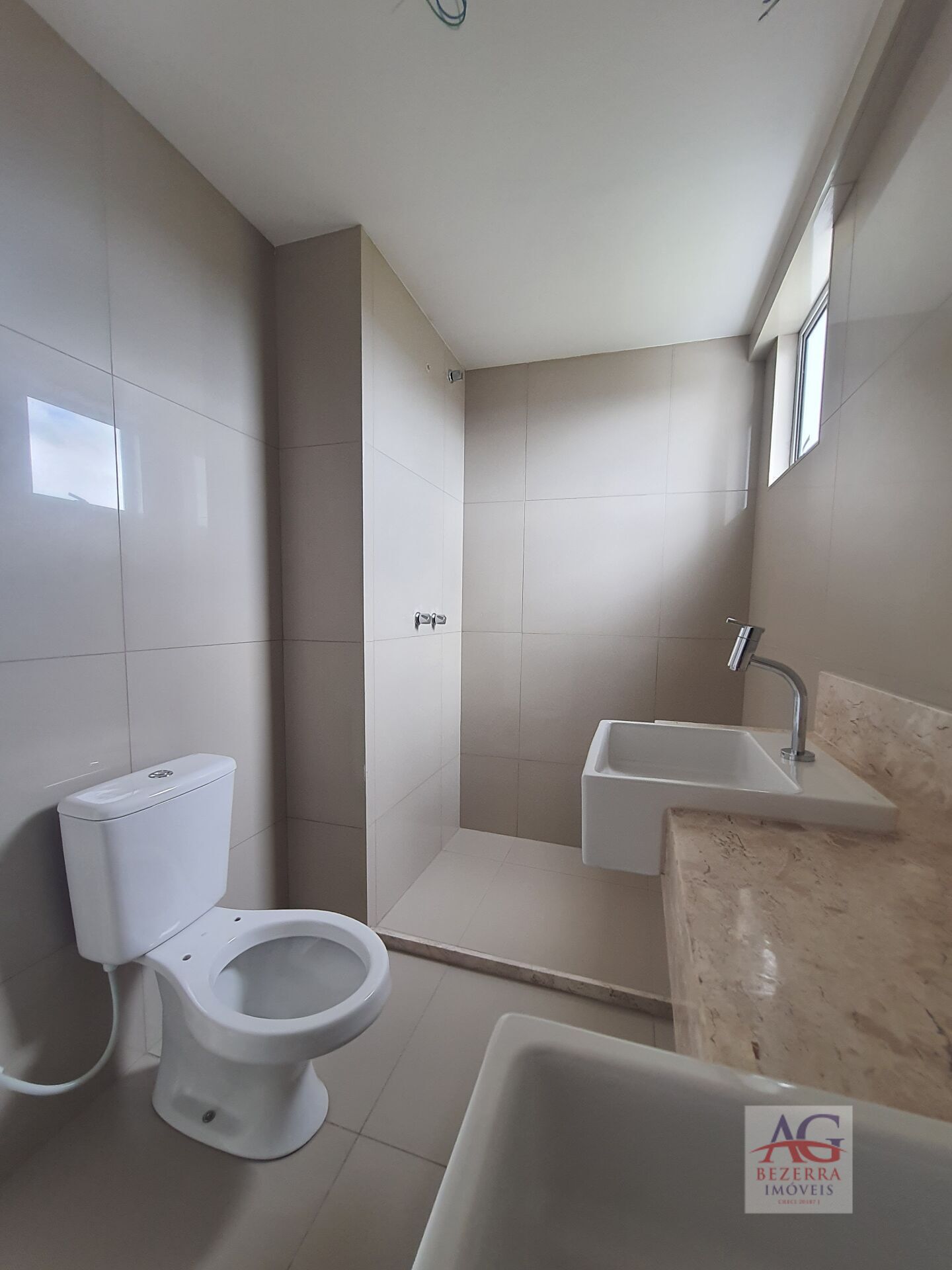 Apartamento à venda com 3 quartos, 97m² - Foto 23