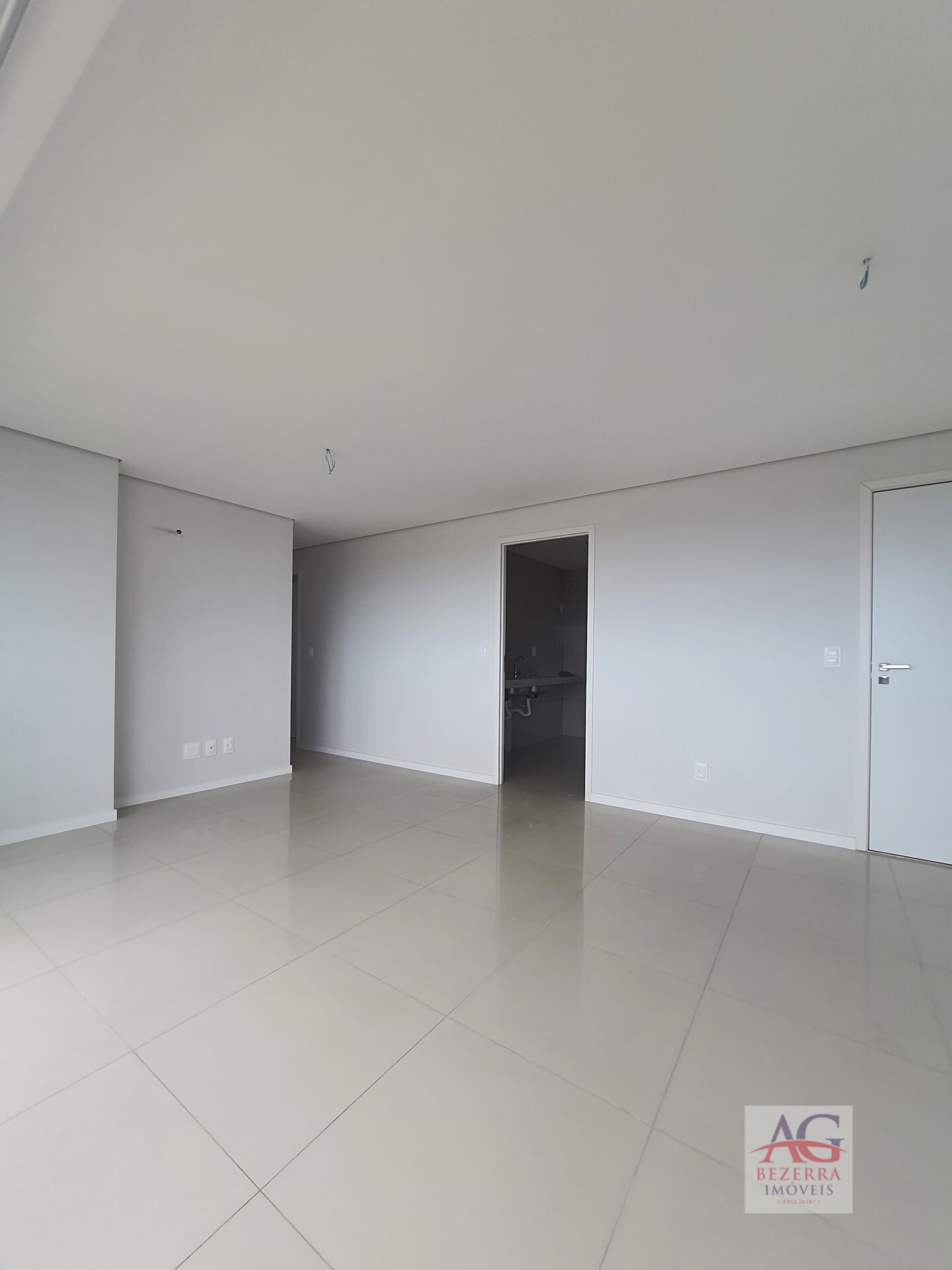 Apartamento à venda com 3 quartos, 97m² - Foto 6