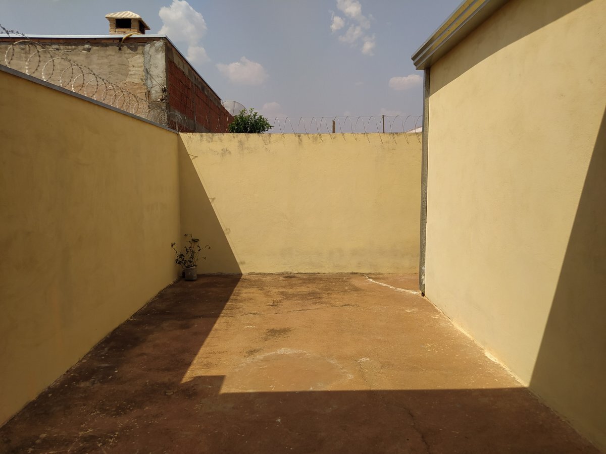 Casa à venda com 3 quartos, 150m² - Foto 12