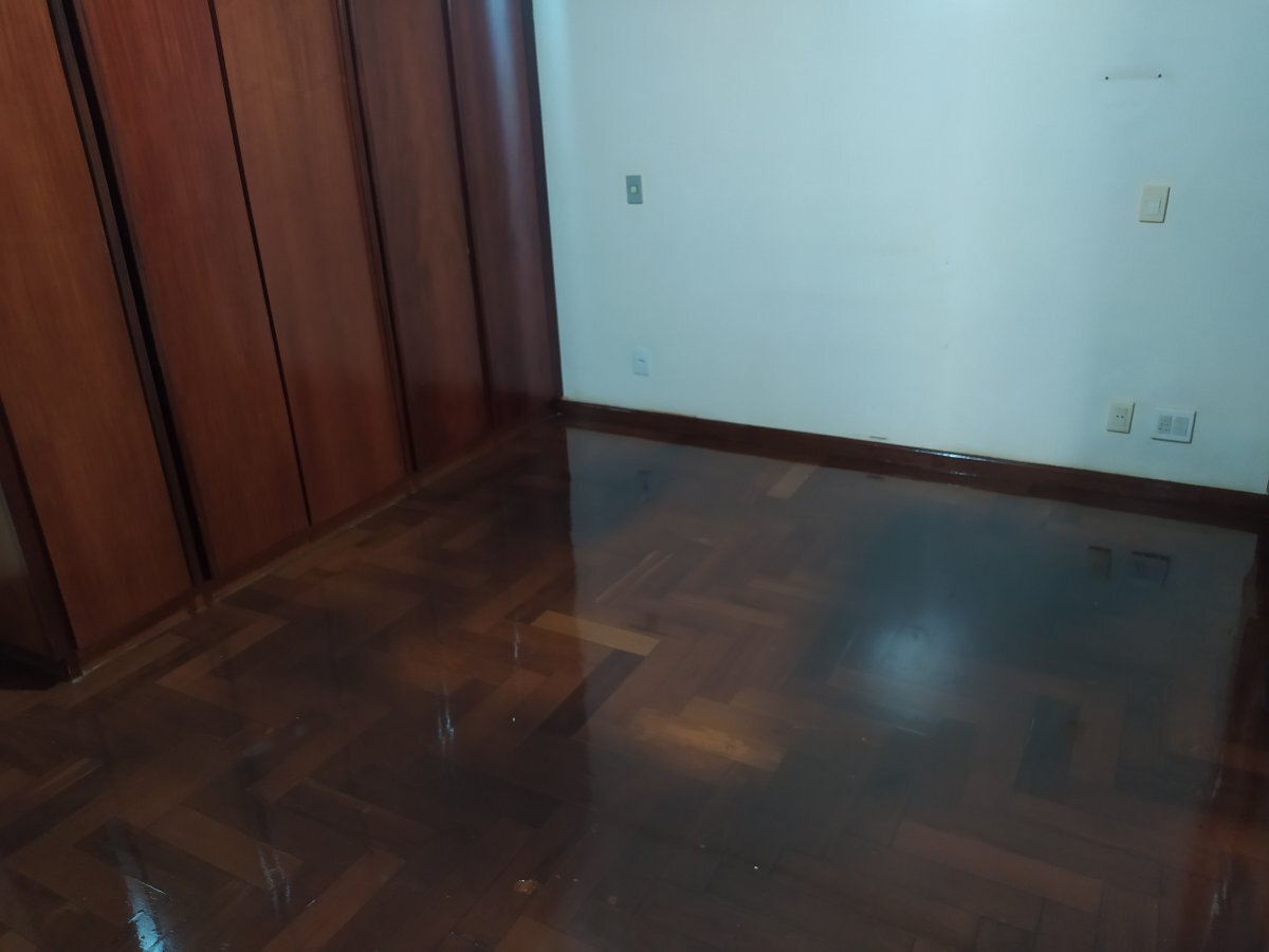 Apartamento à venda com 3 quartos, 130m² - Foto 18