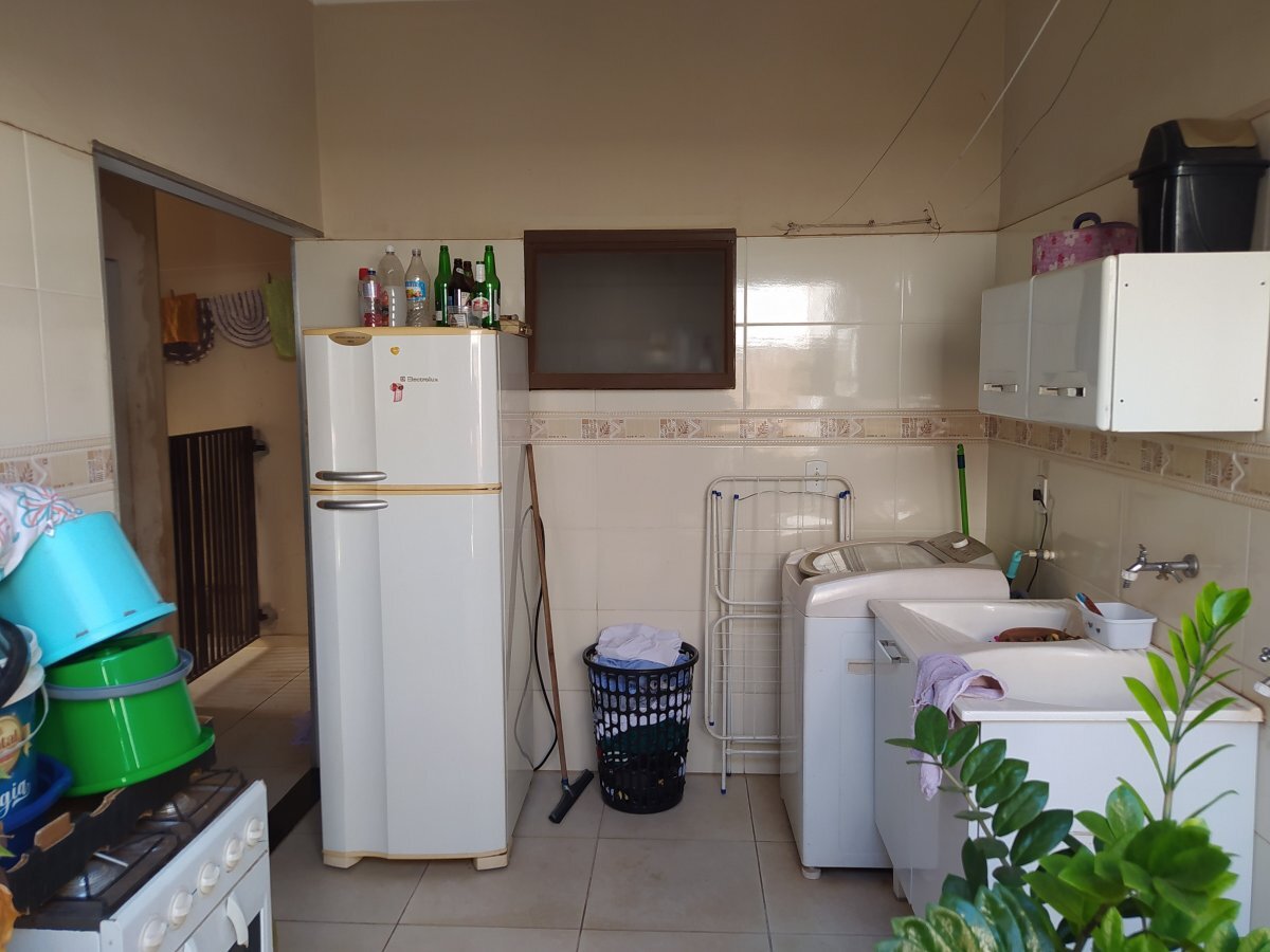 Casa à venda com 3 quartos, 150m² - Foto 14