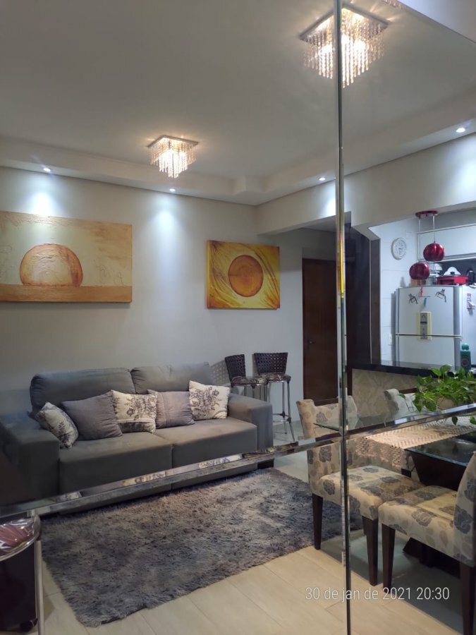 Apartamento à venda com 2 quartos, 60m² - Foto 4