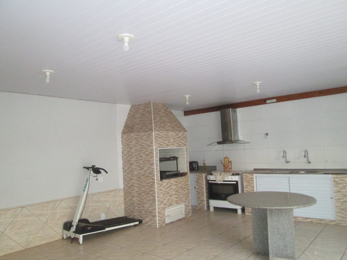 Casa à venda com 3 quartos, 250m² - Foto 11