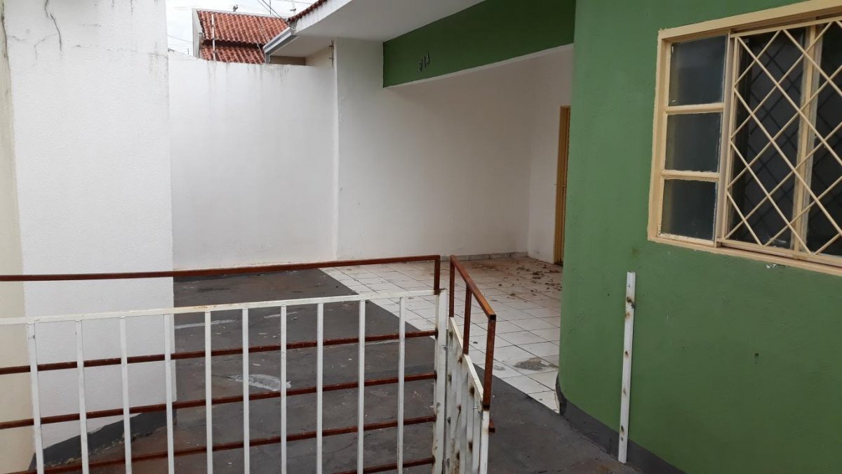 Casa à venda com 3 quartos, 200m² - Foto 6