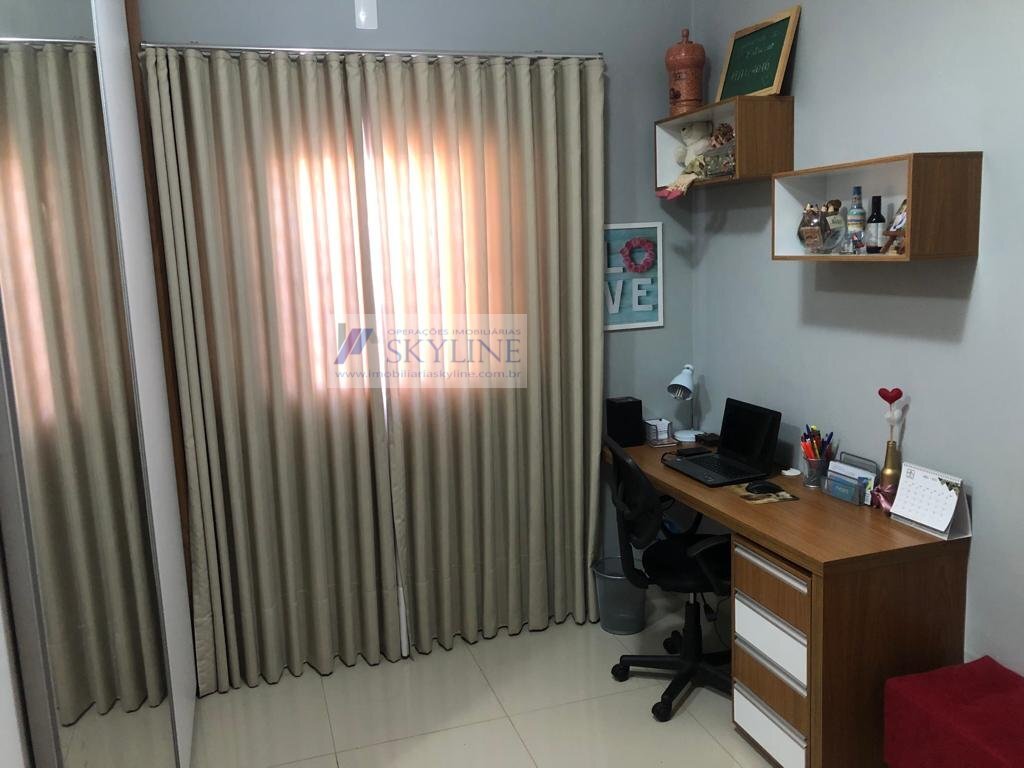 Casa à venda com 2 quartos, 200m² - Foto 3