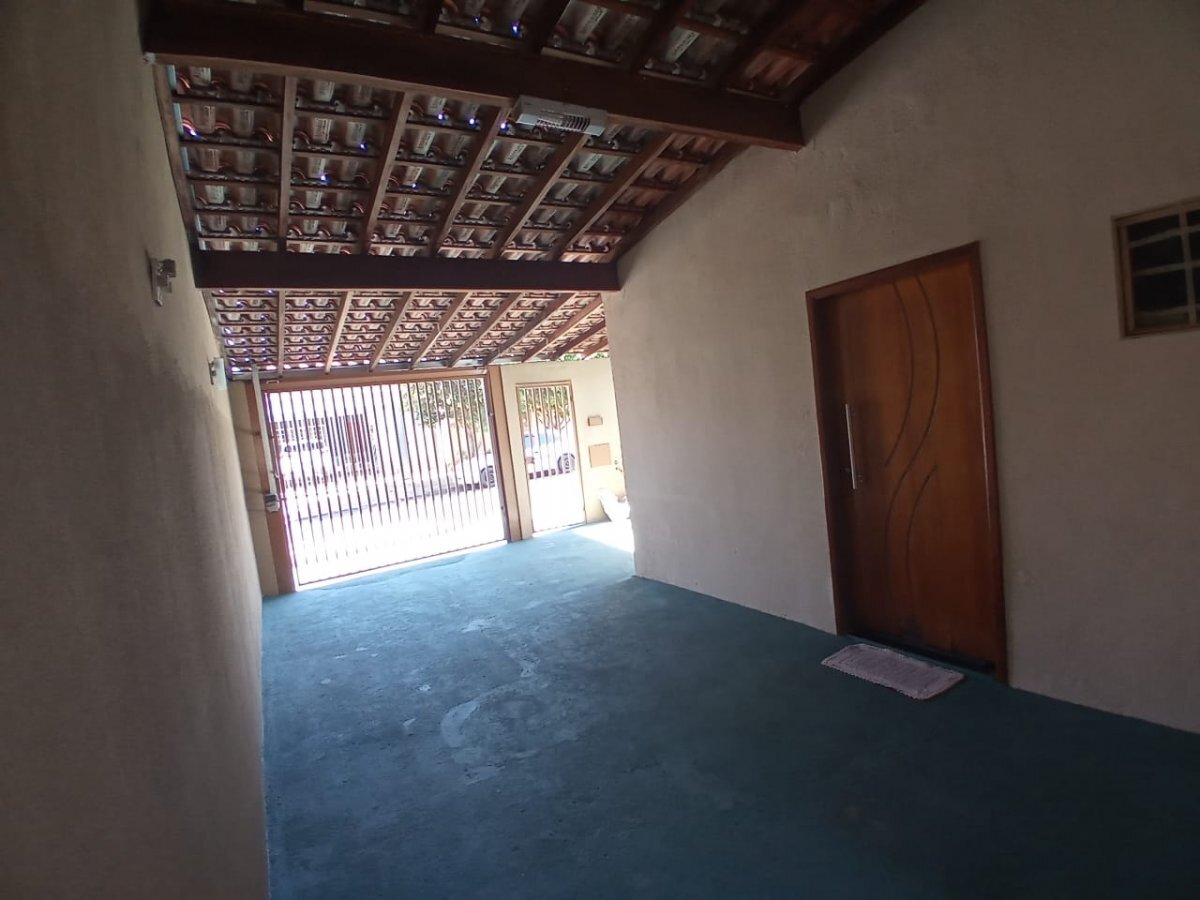 Casa à venda com 2 quartos, 200m² - Foto 9