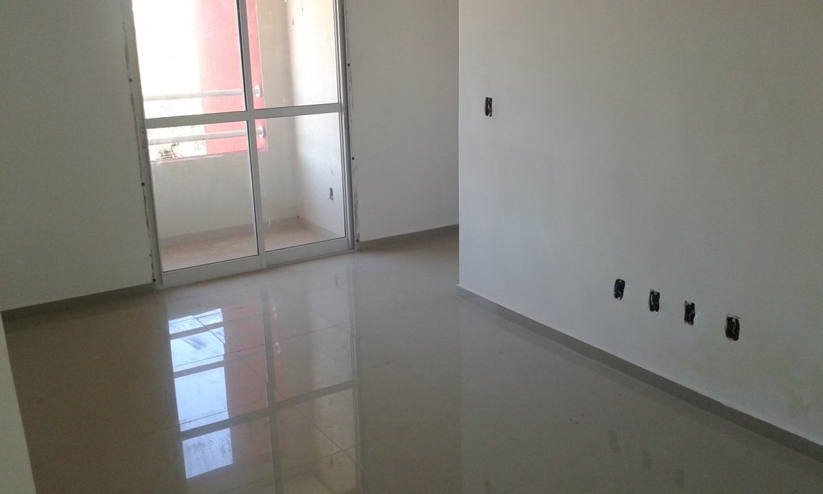 Apartamento à venda com 3 quartos - Foto 1