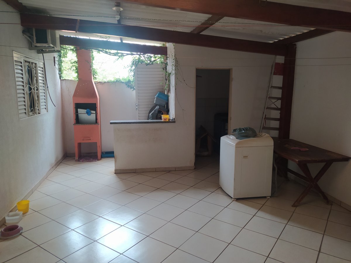 Casa à venda com 3 quartos, 120m² - Foto 5