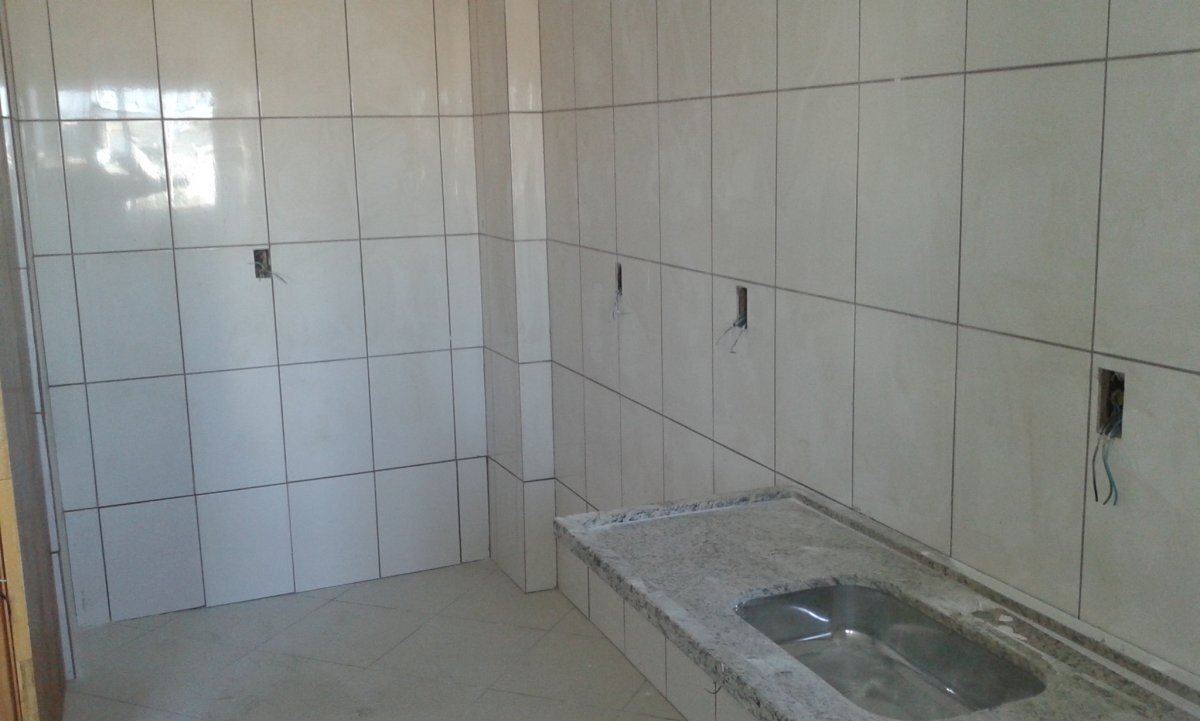 Apartamento à venda com 2 quartos, 65m² - Foto 3