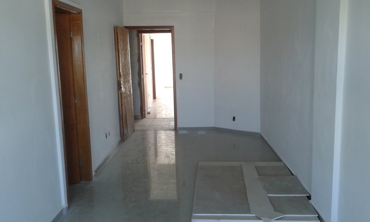 Apartamento à venda com 2 quartos, 65m² - Foto 5