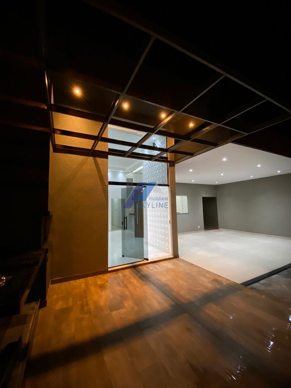 Casa à venda com 3 quartos, 120m² - Foto 2