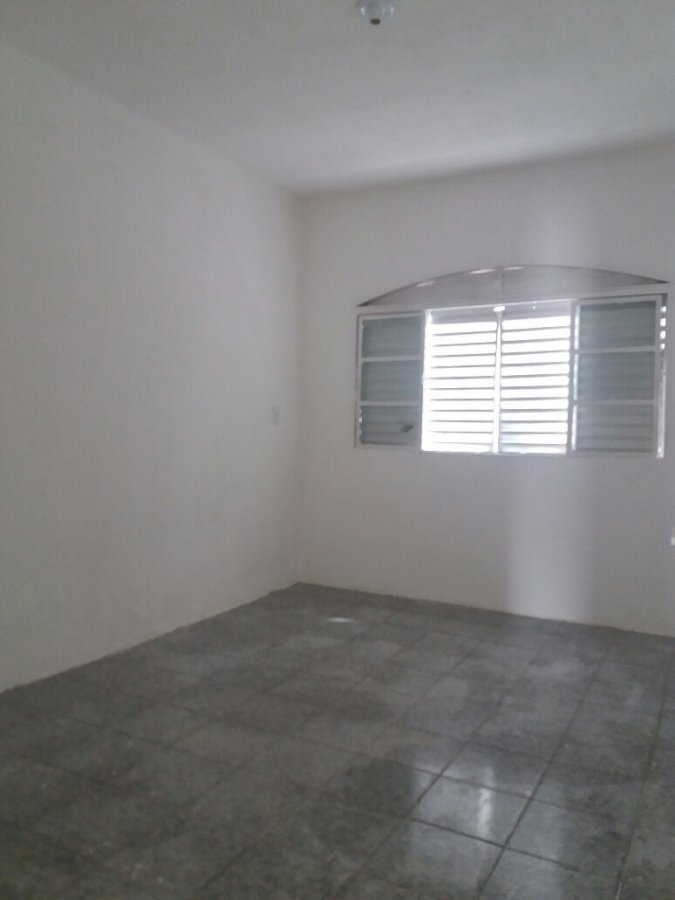 Casa à venda com 3 quartos, 200m² - Foto 7