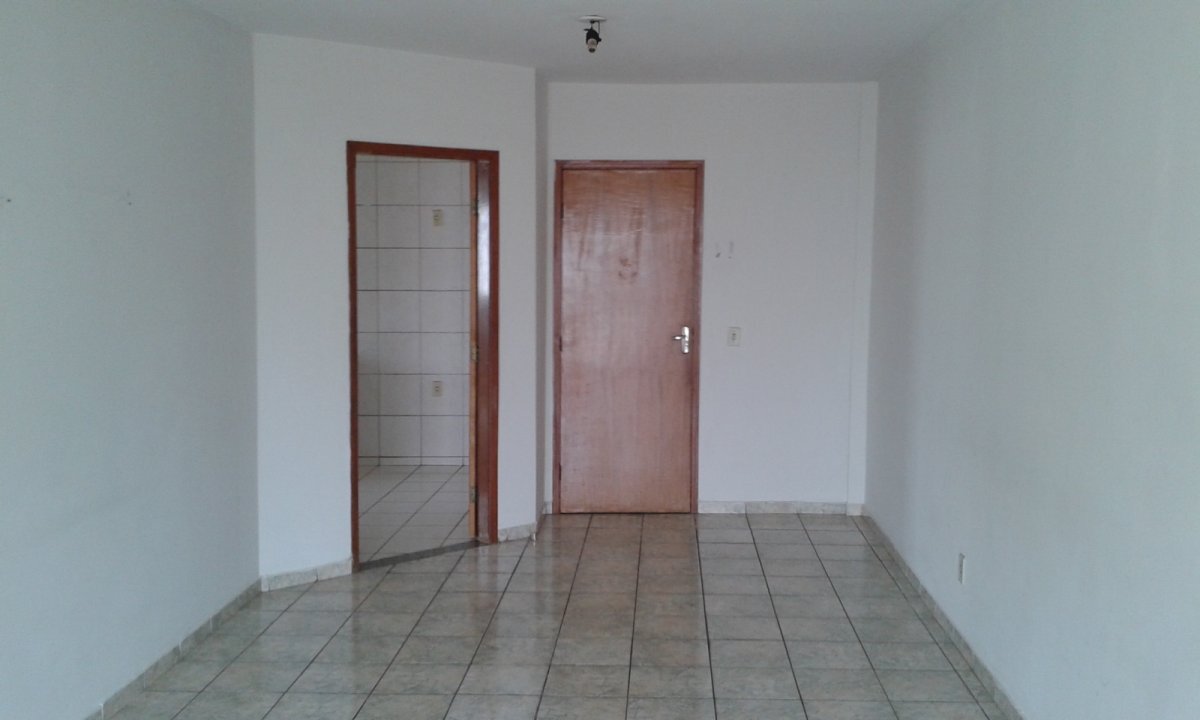 Apartamento à venda com 2 quartos, 60m² - Foto 5