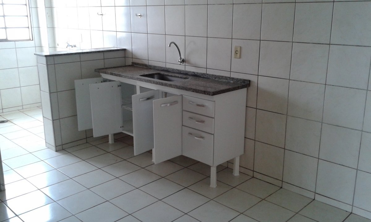 Apartamento à venda com 2 quartos, 60m² - Foto 4