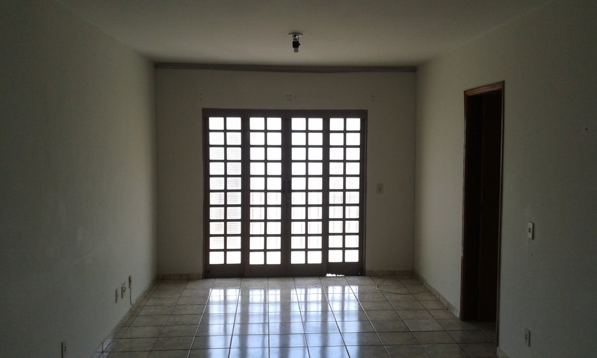 Apartamento à venda com 2 quartos, 60m² - Foto 1