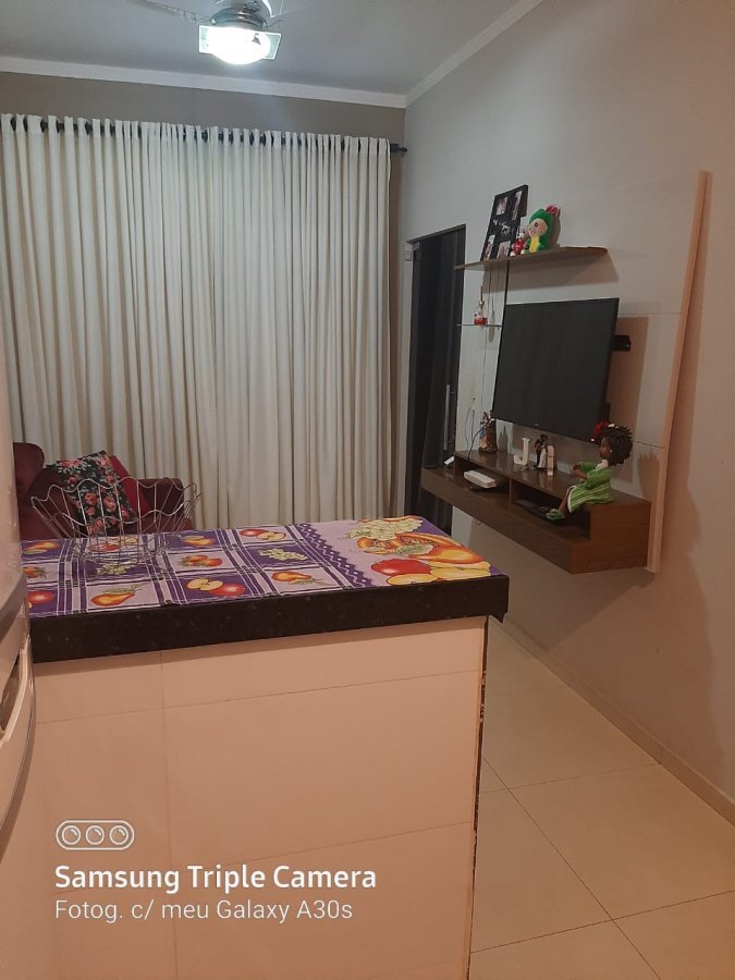 Casa à venda com 2 quartos, 54m² - Foto 9