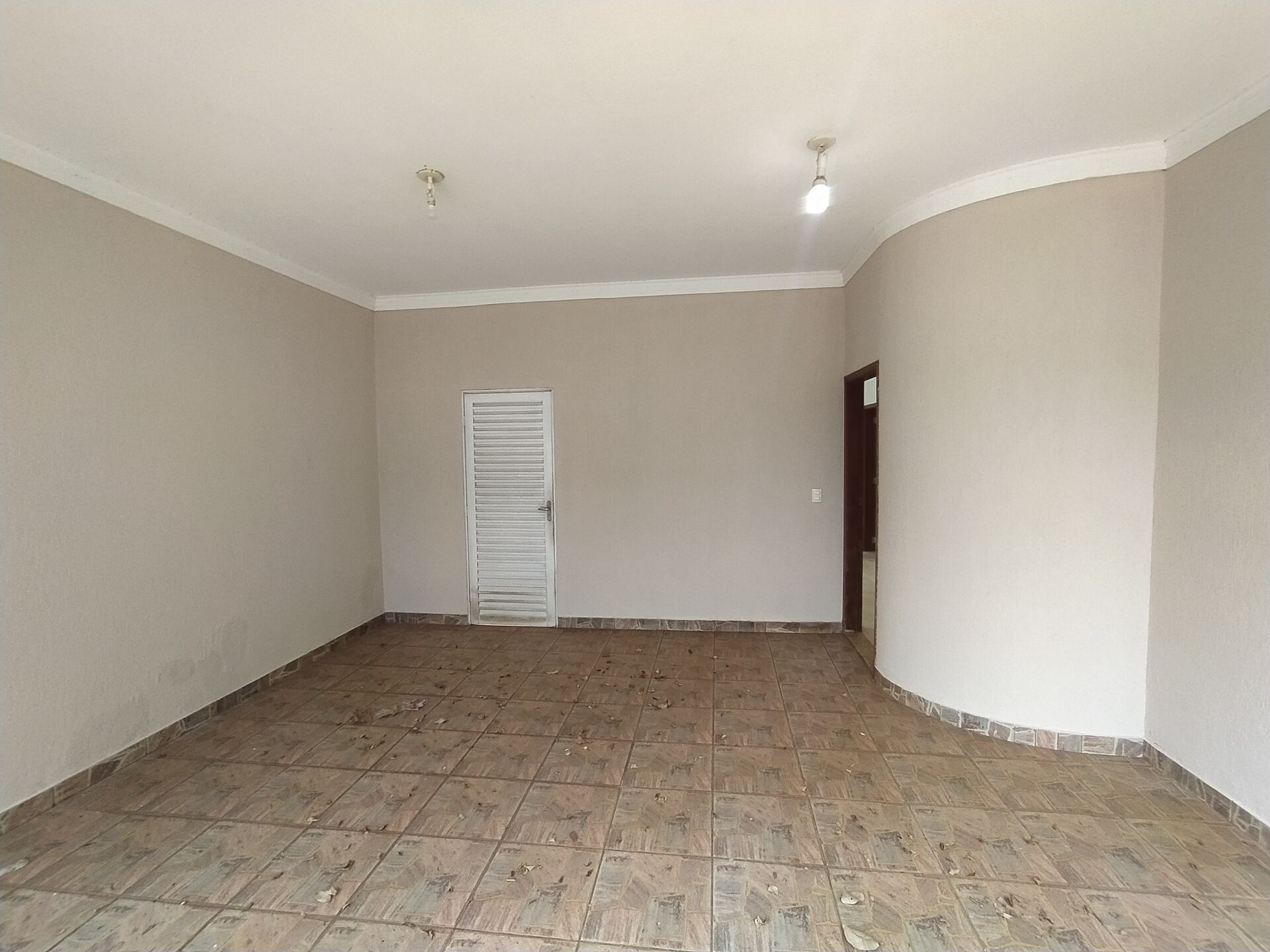 Casa à venda com 3 quartos, 300m² - Foto 5