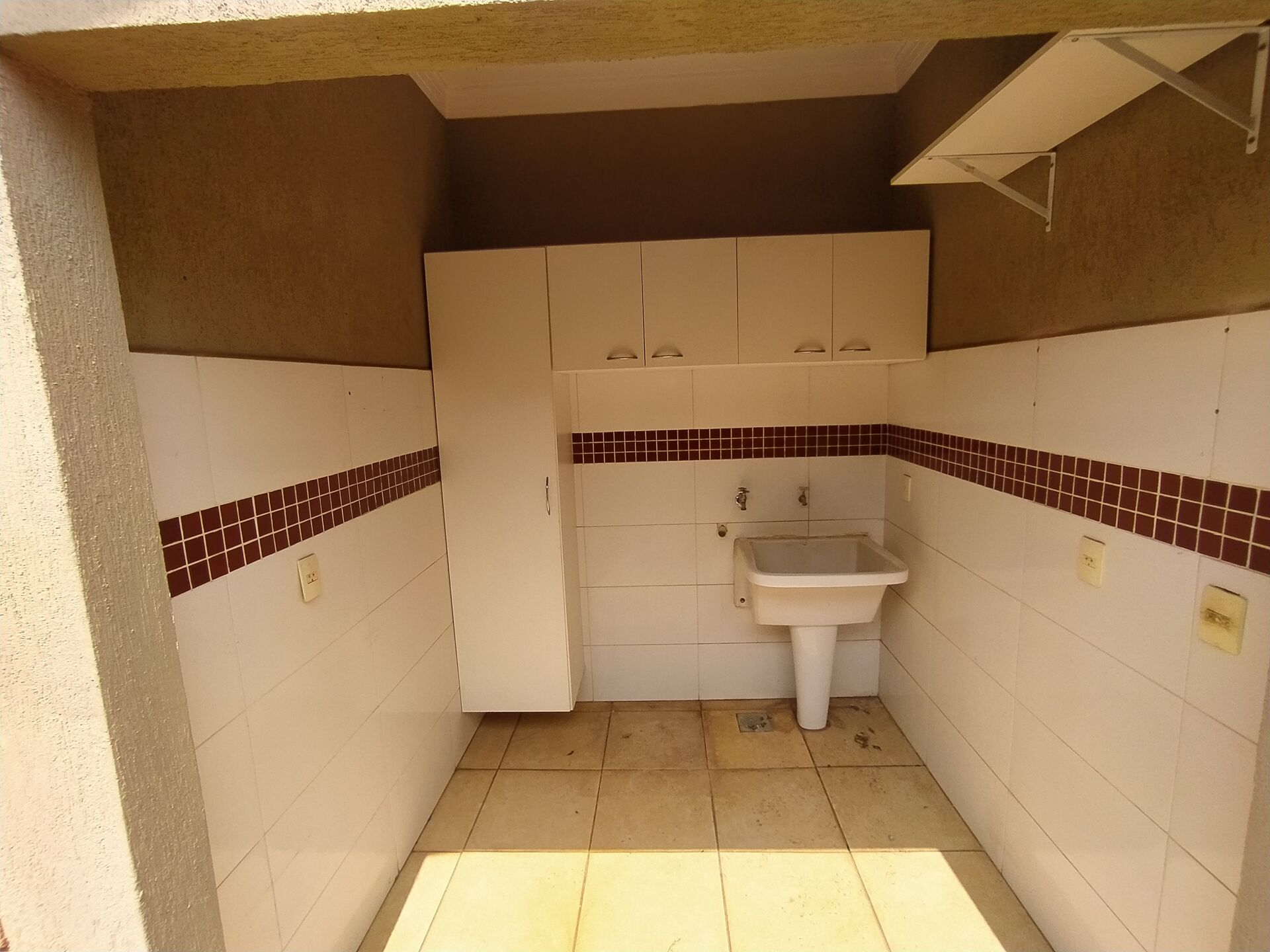 Casa à venda com 3 quartos, 300m² - Foto 16