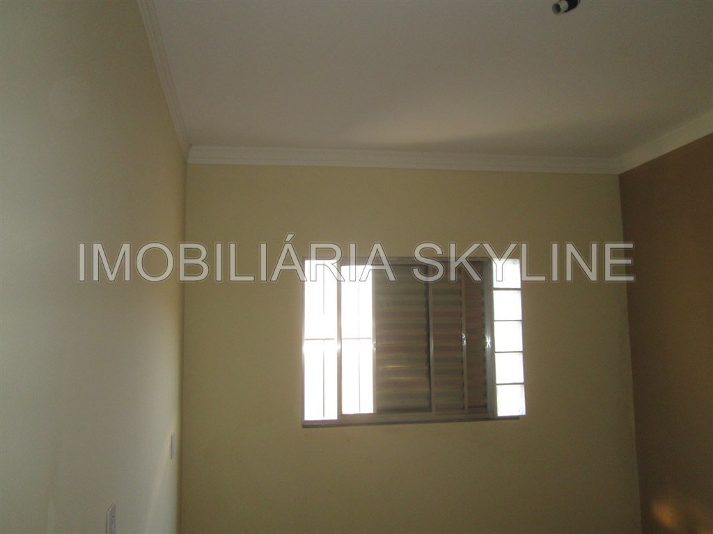 Casa à venda com 3 quartos, 200m² - Foto 12