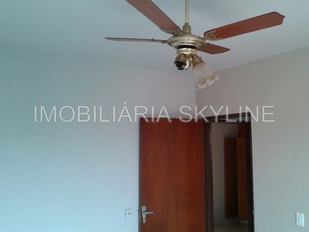 Apartamento à venda com 2 quartos, 55m² - Foto 3