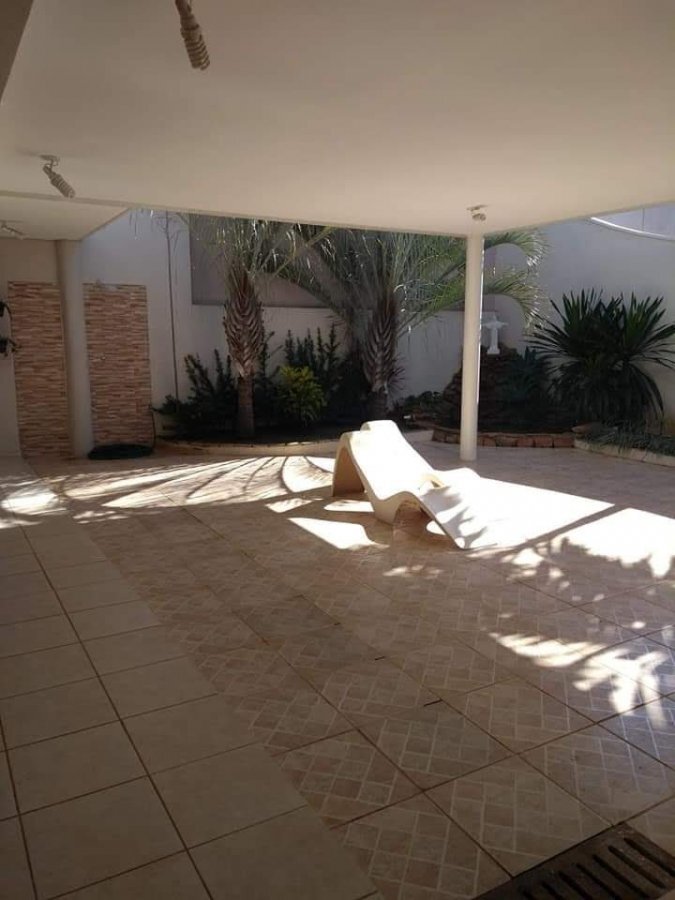 Casa à venda com 4 quartos, 350m² - Foto 16