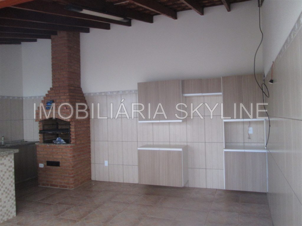 Casa à venda com 3 quartos, 200m² - Foto 7